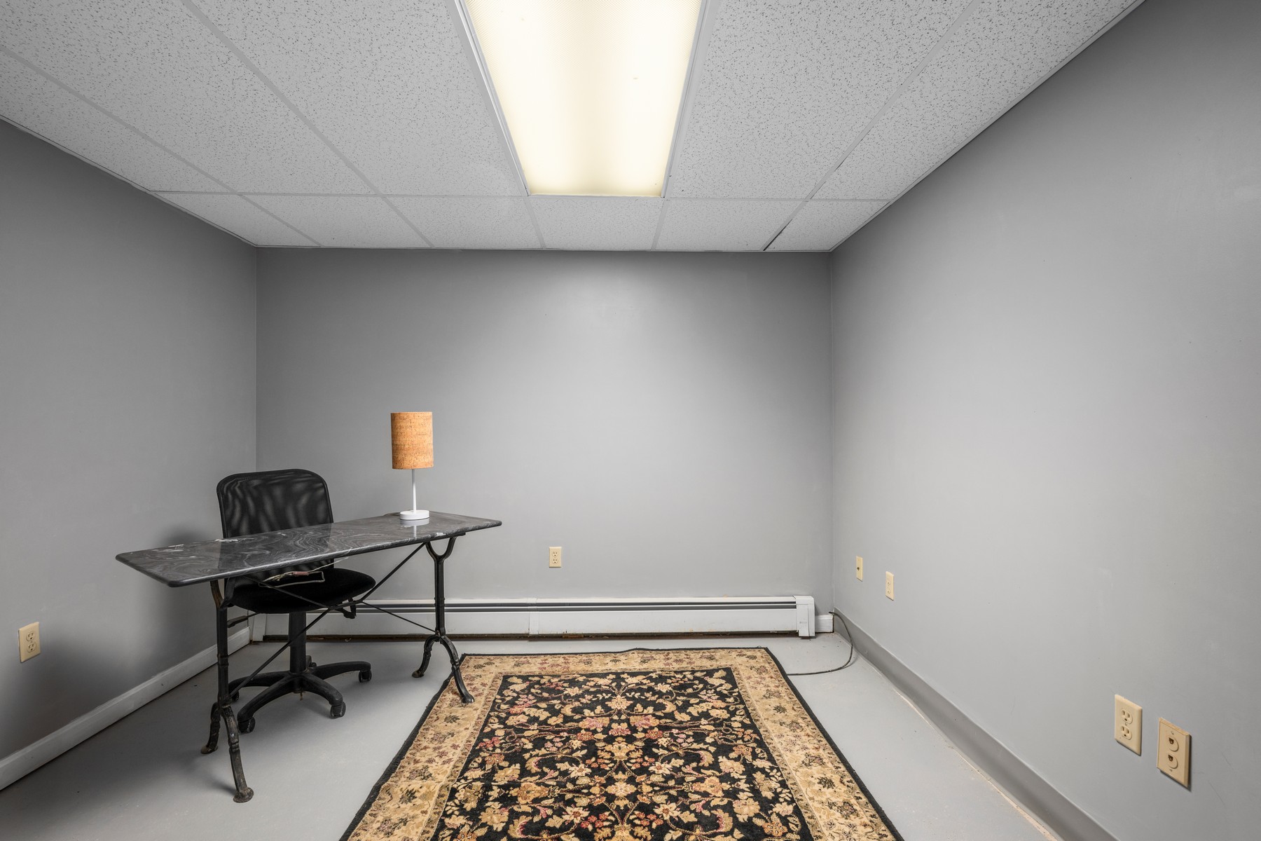  387 West Main Street, Millbury, MA 01527 - 物件實景