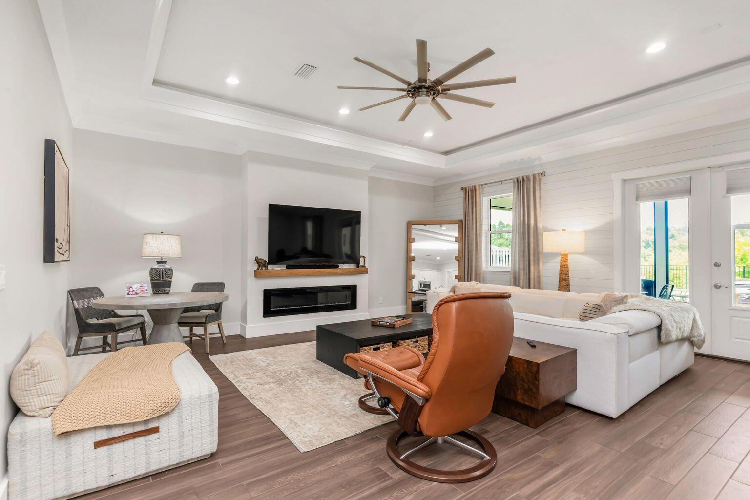 Freeport, Florida, 32439, United States, 4 Bedrooms Bedrooms, ,3 BathroomsBathrooms,Residential,For Sale,1970468