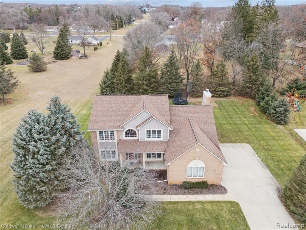 Highland, Michigan, 48357, United States, 4 Bedrooms Bedrooms, ,4 BathroomsBathrooms,Residential,For Sale,2003066