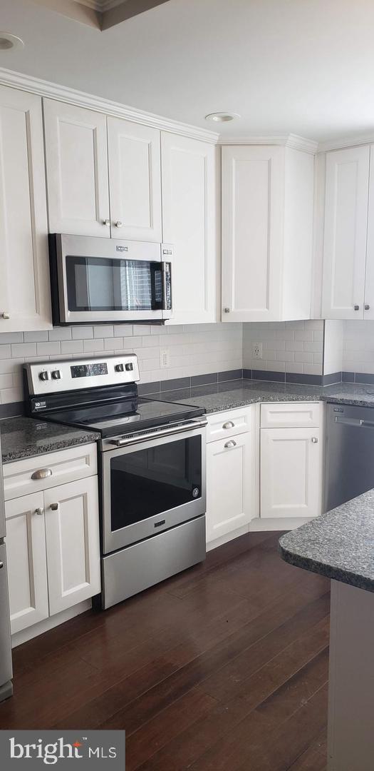 Washington, District of Columbia, 20002, United States, 3 Bedrooms Bedrooms, ,4 BathroomsBathrooms,Residential,For Sale,1931159
