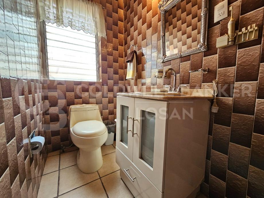 Matagalpa, Gustavo A. Madero, Ciudad de México, 07300, Mexico, 3 Bedrooms Bedrooms, ,2 BathroomsBathrooms,Residential,For Sale,Matagalpa,1441100