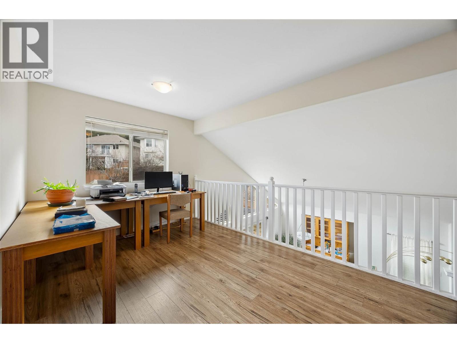 KAMLOOPS, British Columbia, V1S 1X9, CA, 4 Bedrooms Bedrooms, ,2 BathroomsBathrooms,Residential,For Sale,1950307