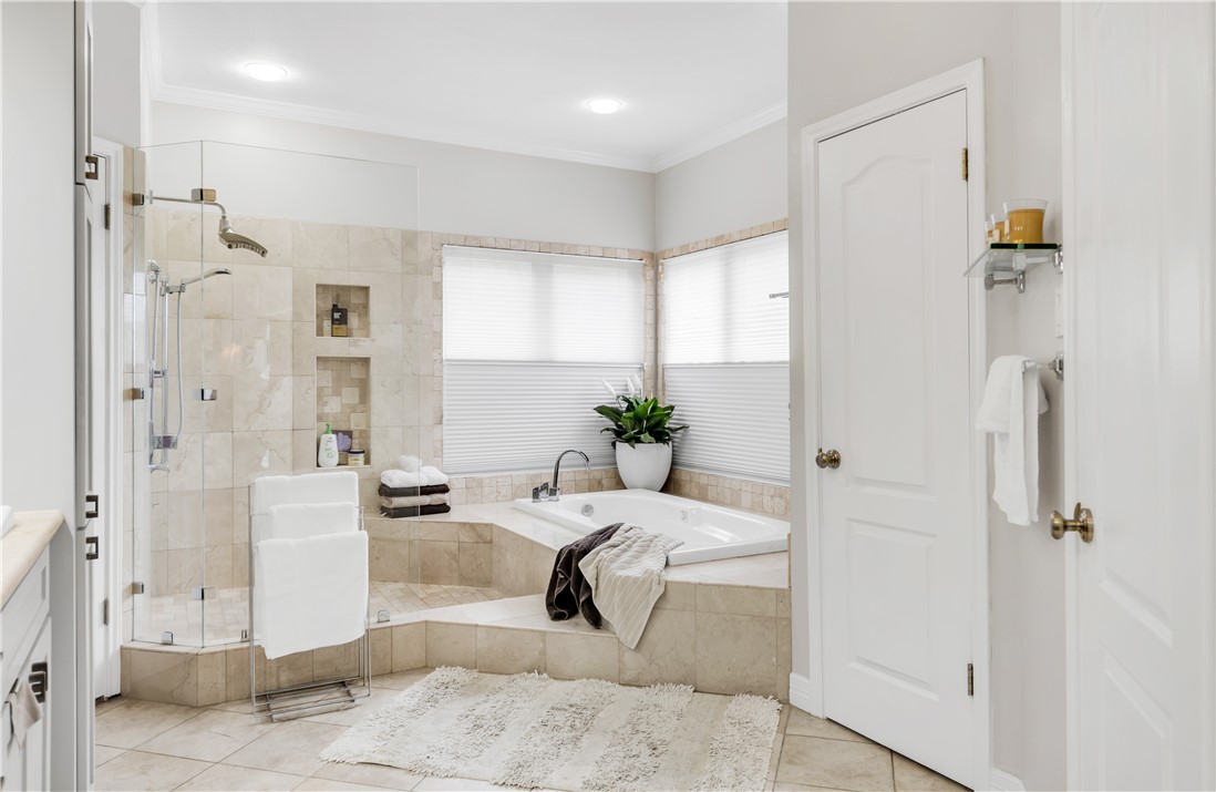 College Station, Texas, 77845, United States, 4 Bedrooms Bedrooms, ,4 BathroomsBathrooms,Residential,For Sale,1935327