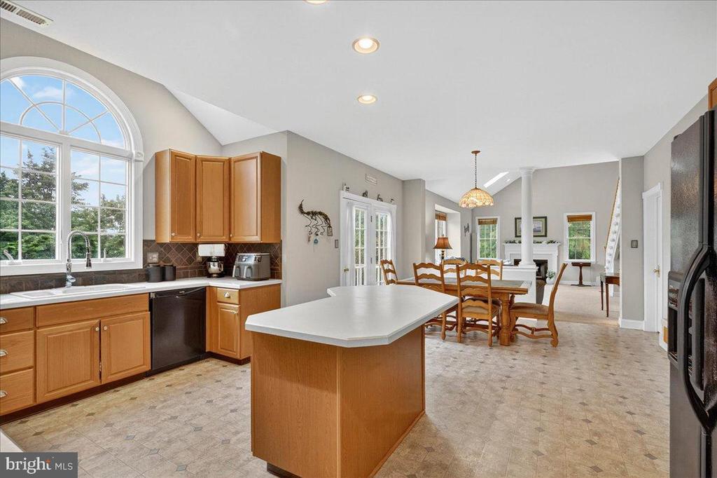 Collegeville, Pennsylvania, 19426, United States, 4 Bedrooms Bedrooms, ,3 BathroomsBathrooms,Residential,For Sale,1926055