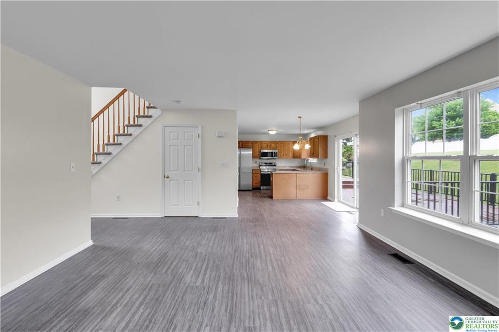 Northampton, Pennsylvania, 18067, United States, 3 Bedrooms Bedrooms, ,3 BathroomsBathrooms,Residential,For Sale,2049020