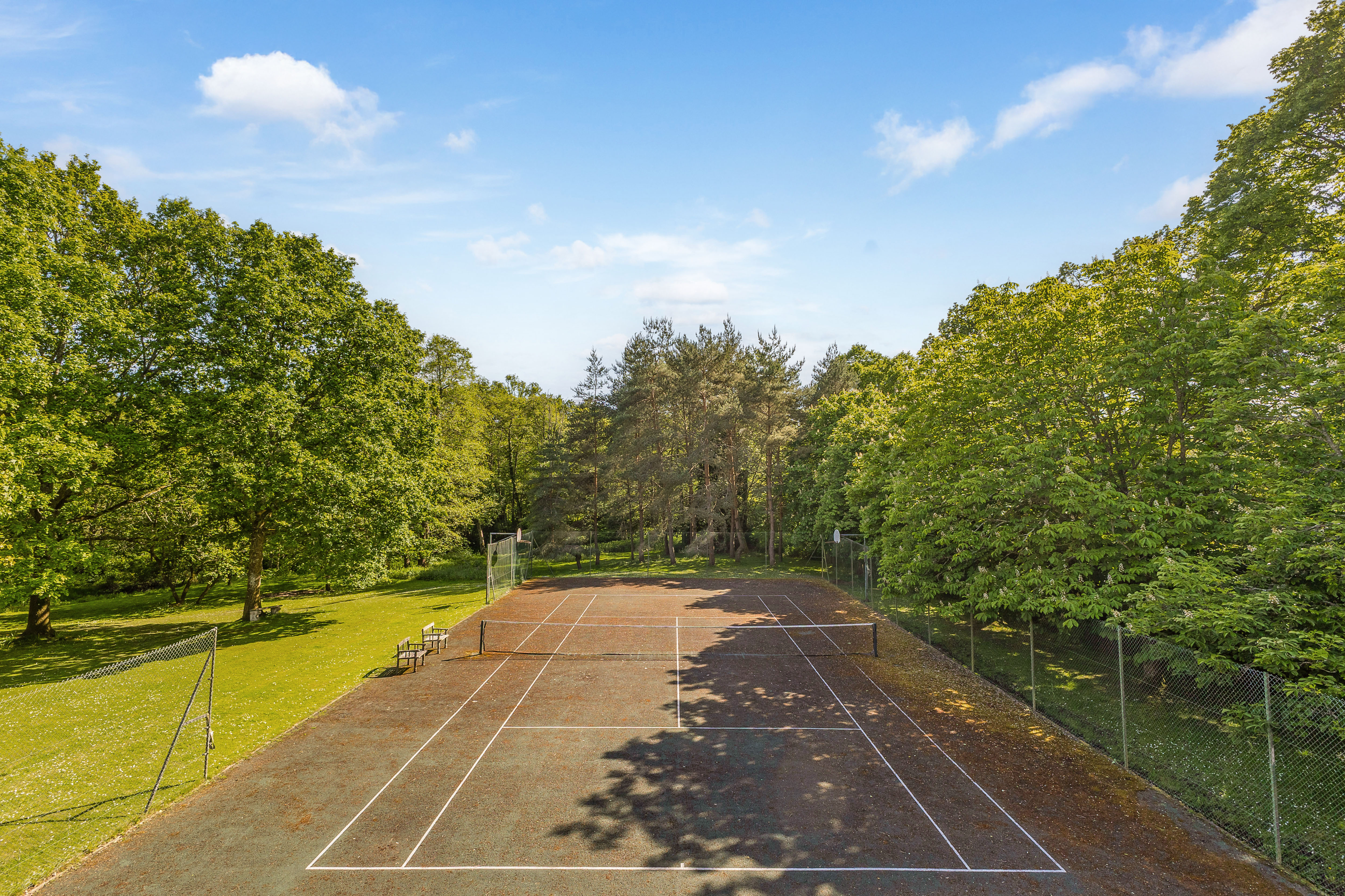  A remarkable manor house surrounded by a moat and 34 acres of private land - 物件實景