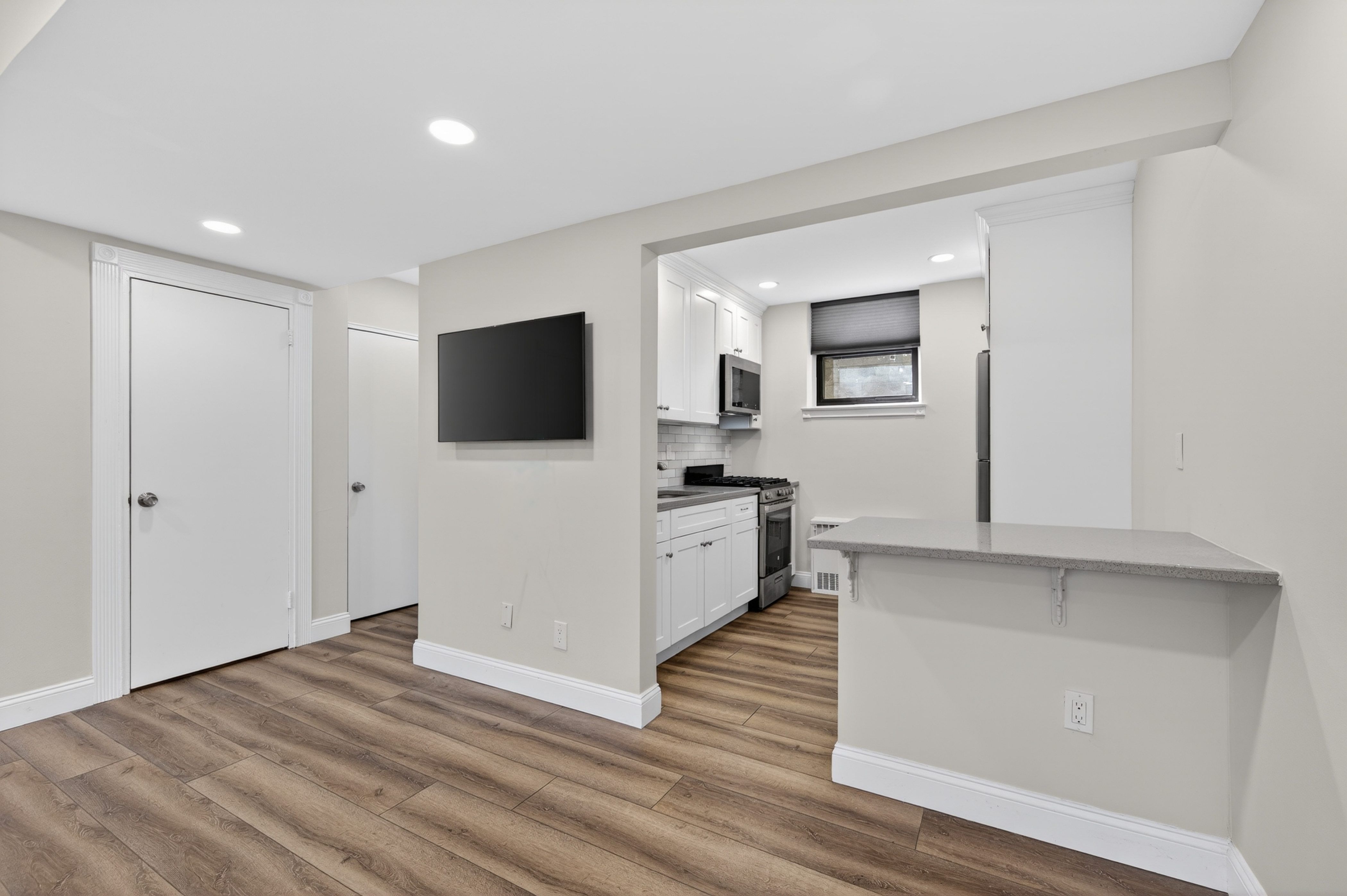  319 Main Street, Roslyn, NY, 11576 - 物件實景