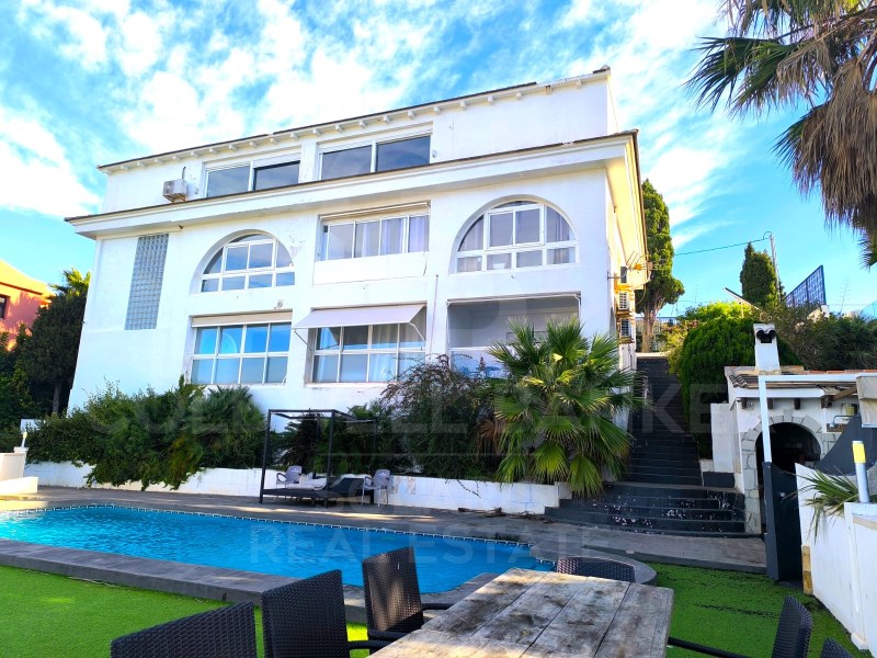 Benidorm, Comunidad Valenciana, ES, 8 Bedrooms Bedrooms, ,5 BathroomsBathrooms,Residential,For Sale,1793427