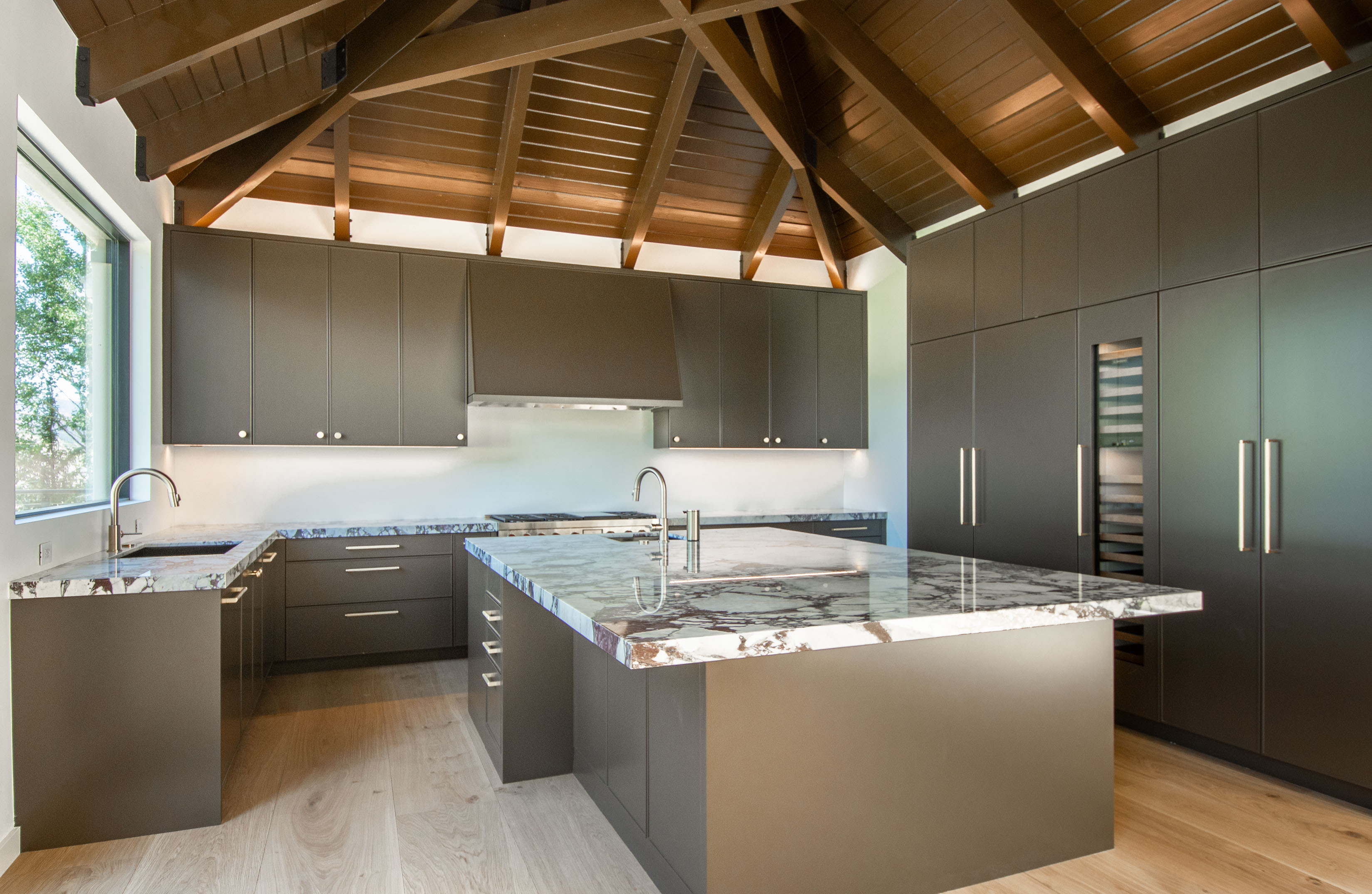  A Beautifully Reimagined Lazy O Ranch Estate with Unparalleled Mt. Sopris Views - 物件實景