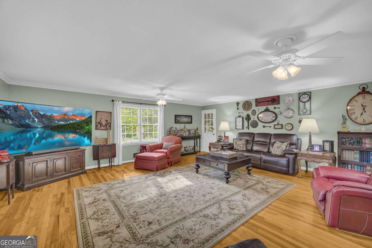 Athens, Georgia, 30606, United States, 5 Bedrooms Bedrooms, ,3 BathroomsBathrooms,Residential,For Sale,1896838