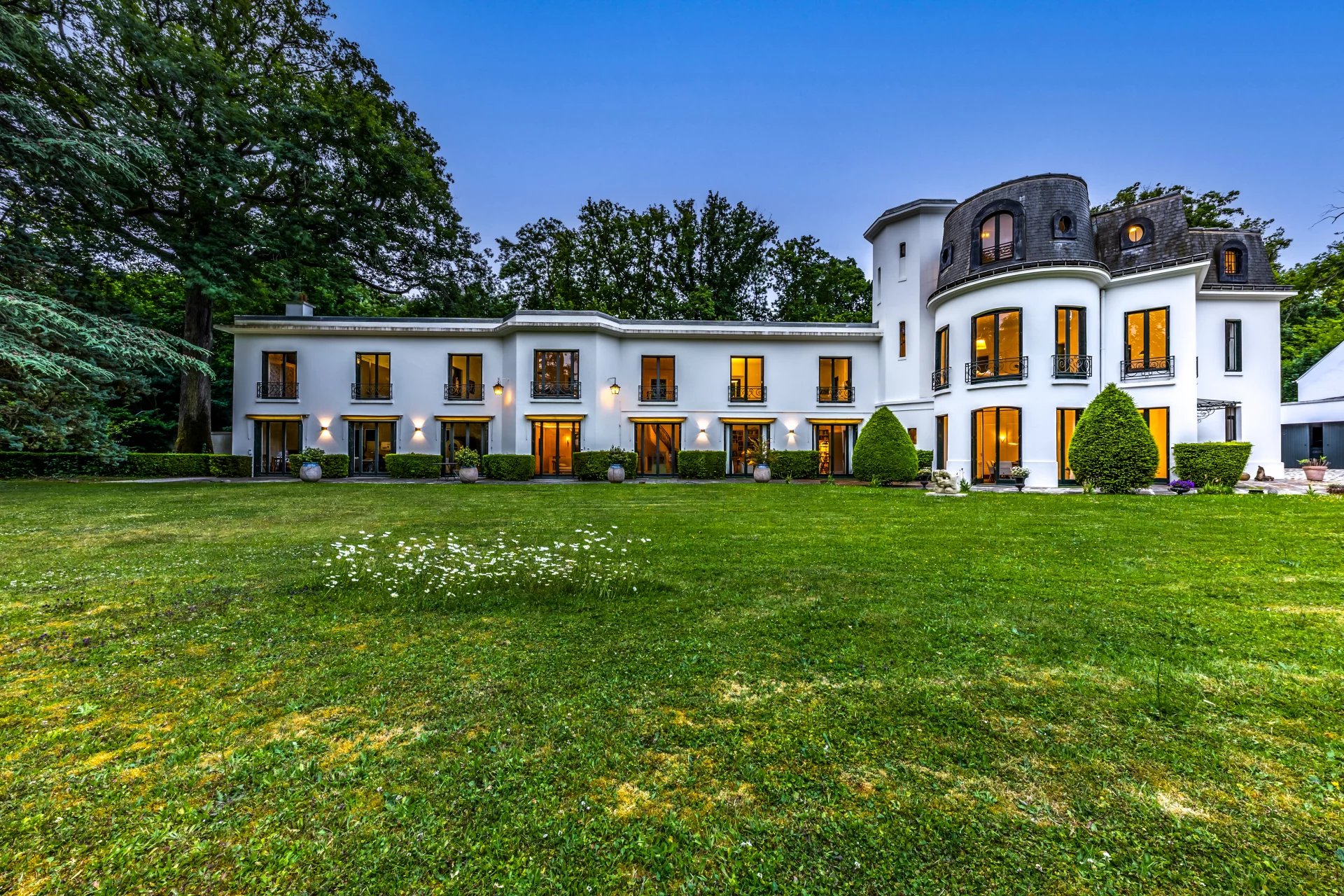 Marnes-la-Coquette, Île-de-France, 92430, FR, ,Residential,For Sale,1838413