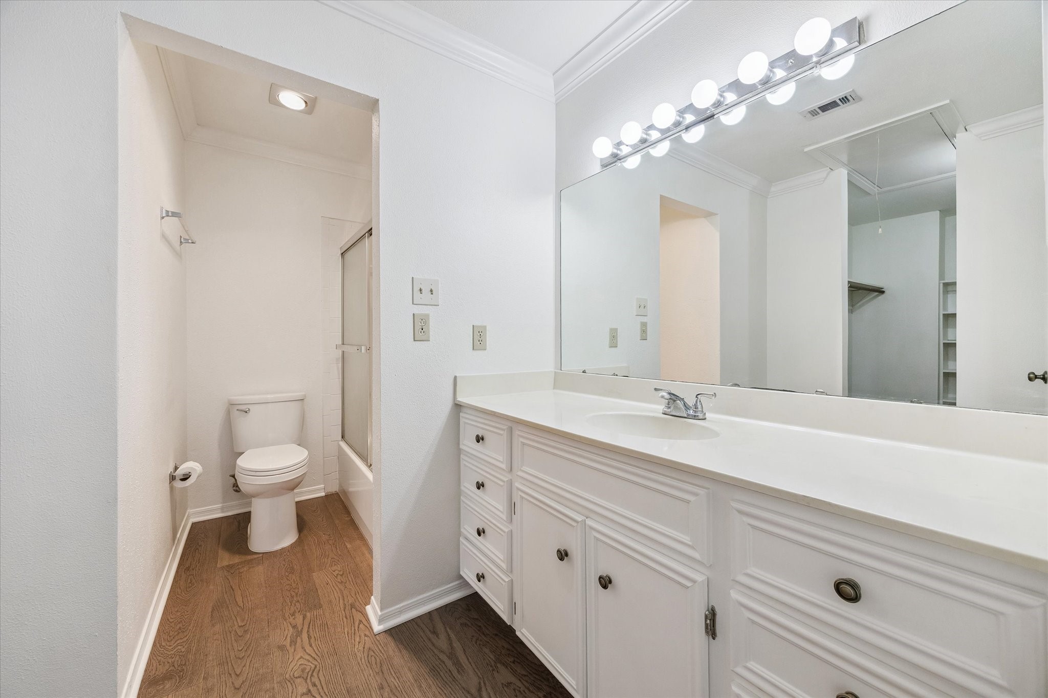  701 Bering Drive #1201 - 物件實景