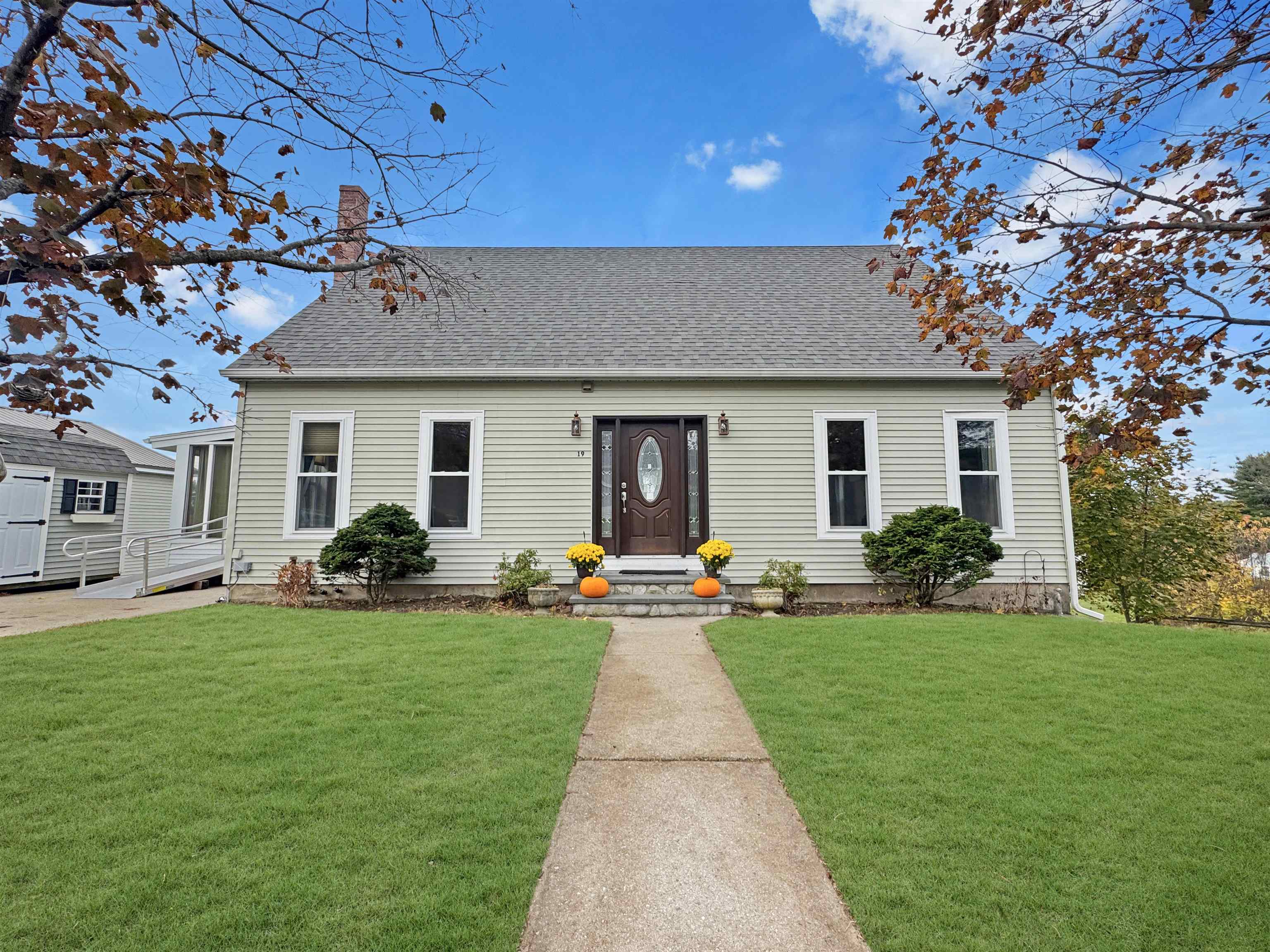 Epsom, New Hampshire, 03234, United States, 2 Bedrooms Bedrooms, ,3 BathroomsBathrooms,Residential,For Sale,1971379