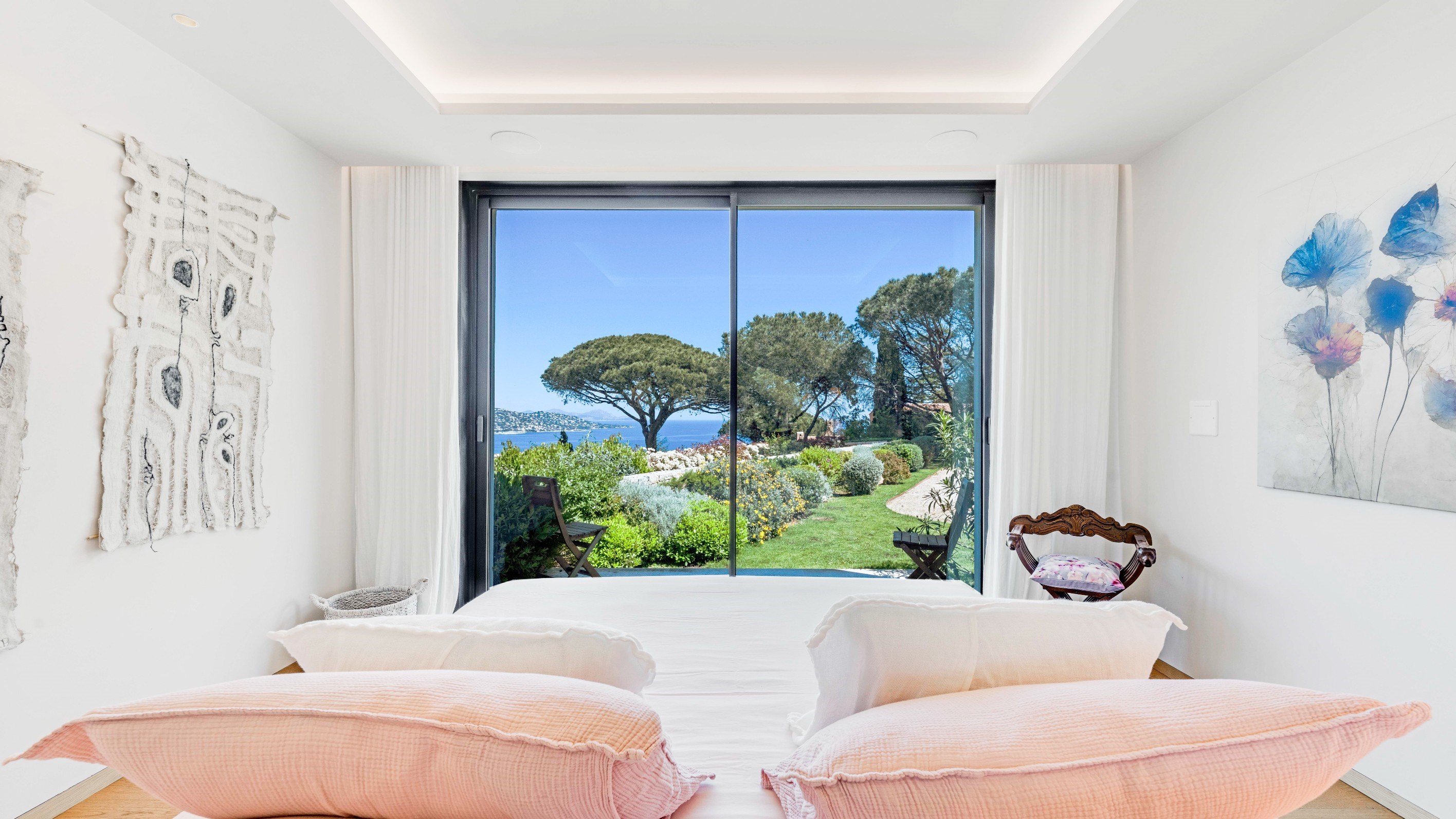  New contemporary villa with panoramic sea views in Sainte-Maxime near Saint-Tro… - 物件實景