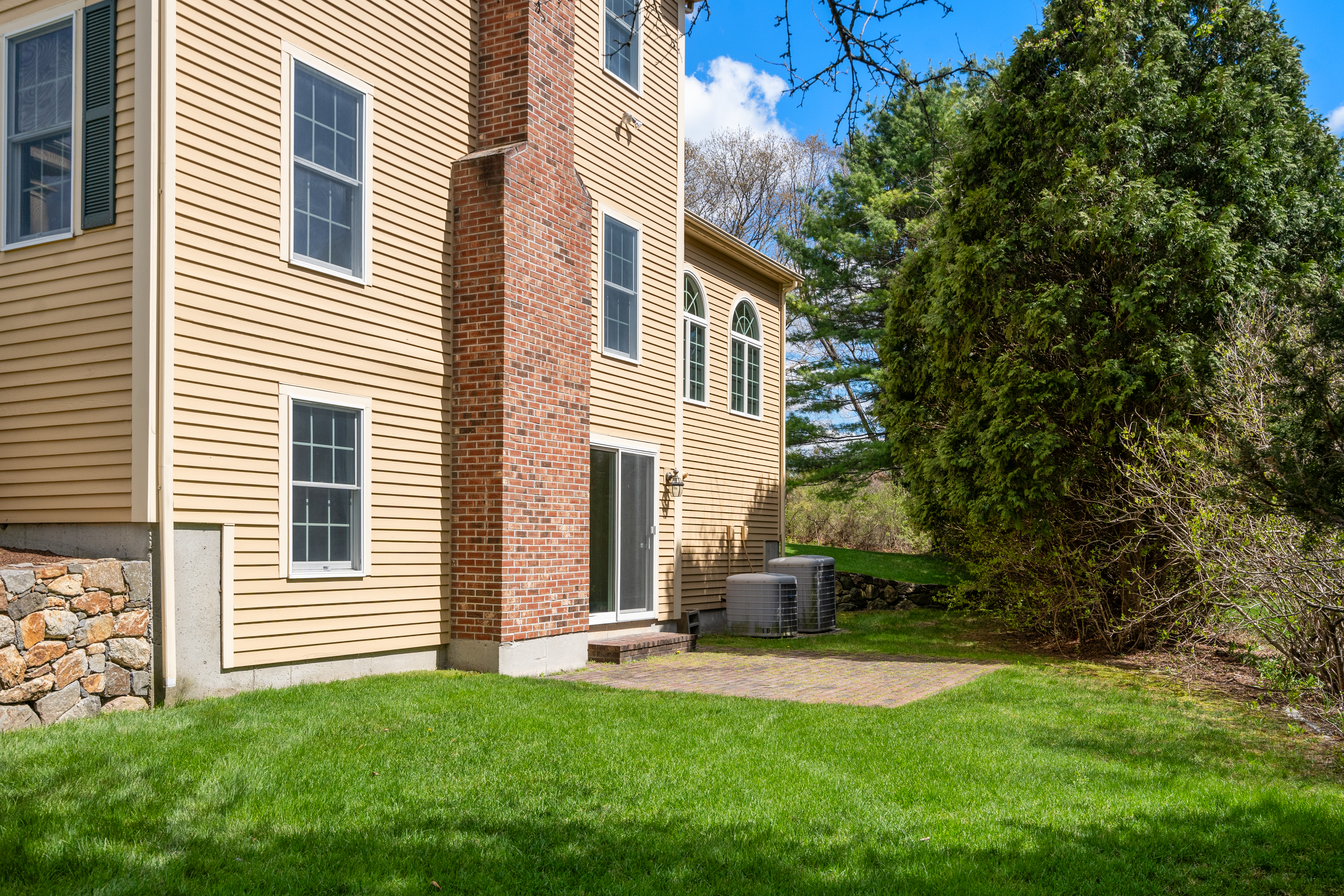  41 York Road, Wayland, MA 01778 - 物件實景