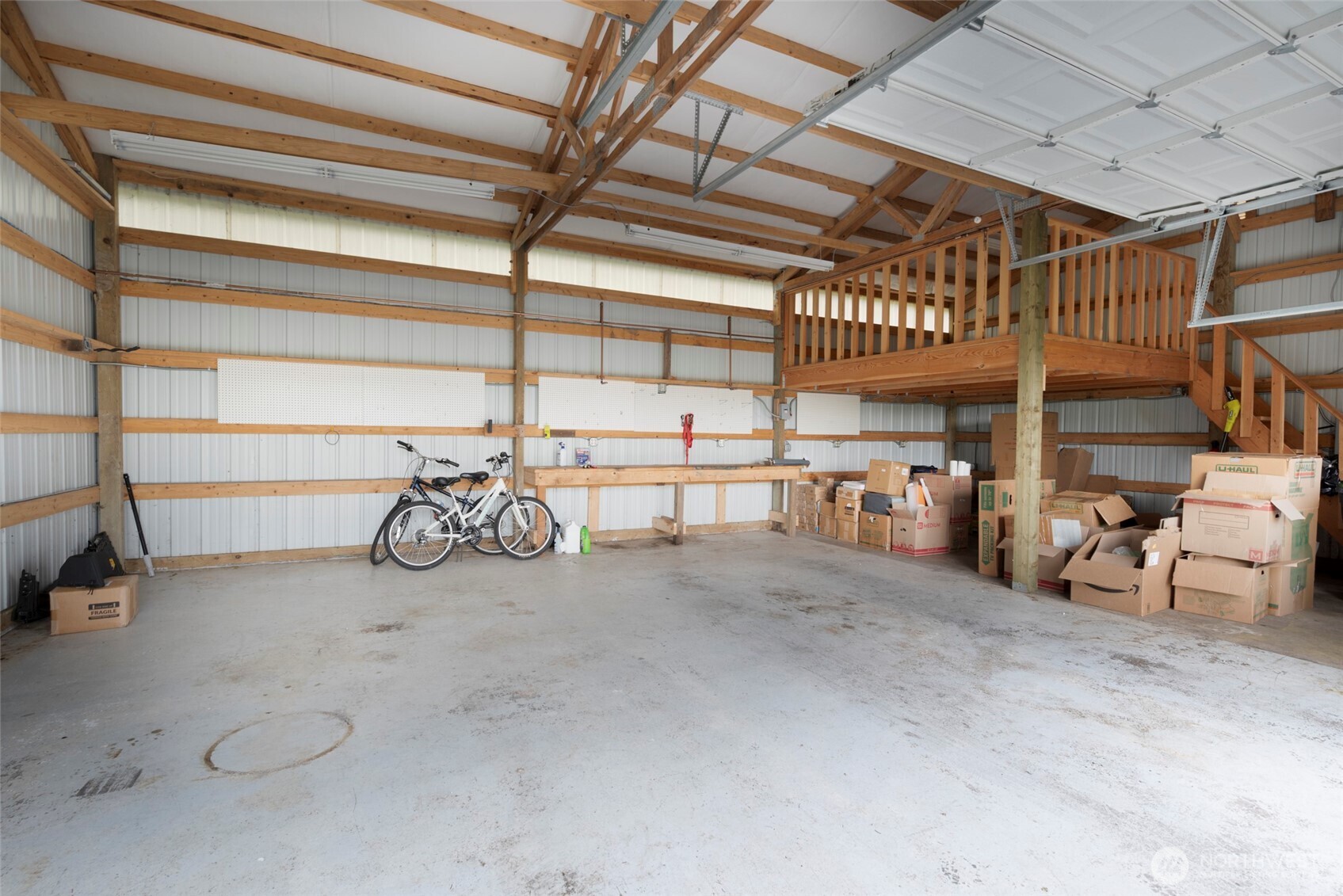 Oak Harbor, Washington, 98277, United States, 4 Bedrooms Bedrooms, ,1 BathroomBathrooms,Residential,For Sale,1926179