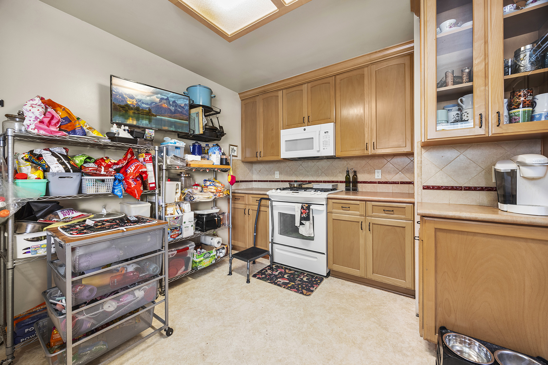Fullerton, California, 92833, United States, 4 Bedrooms Bedrooms, ,2 BathroomsBathrooms,Residential,For Sale,2049395