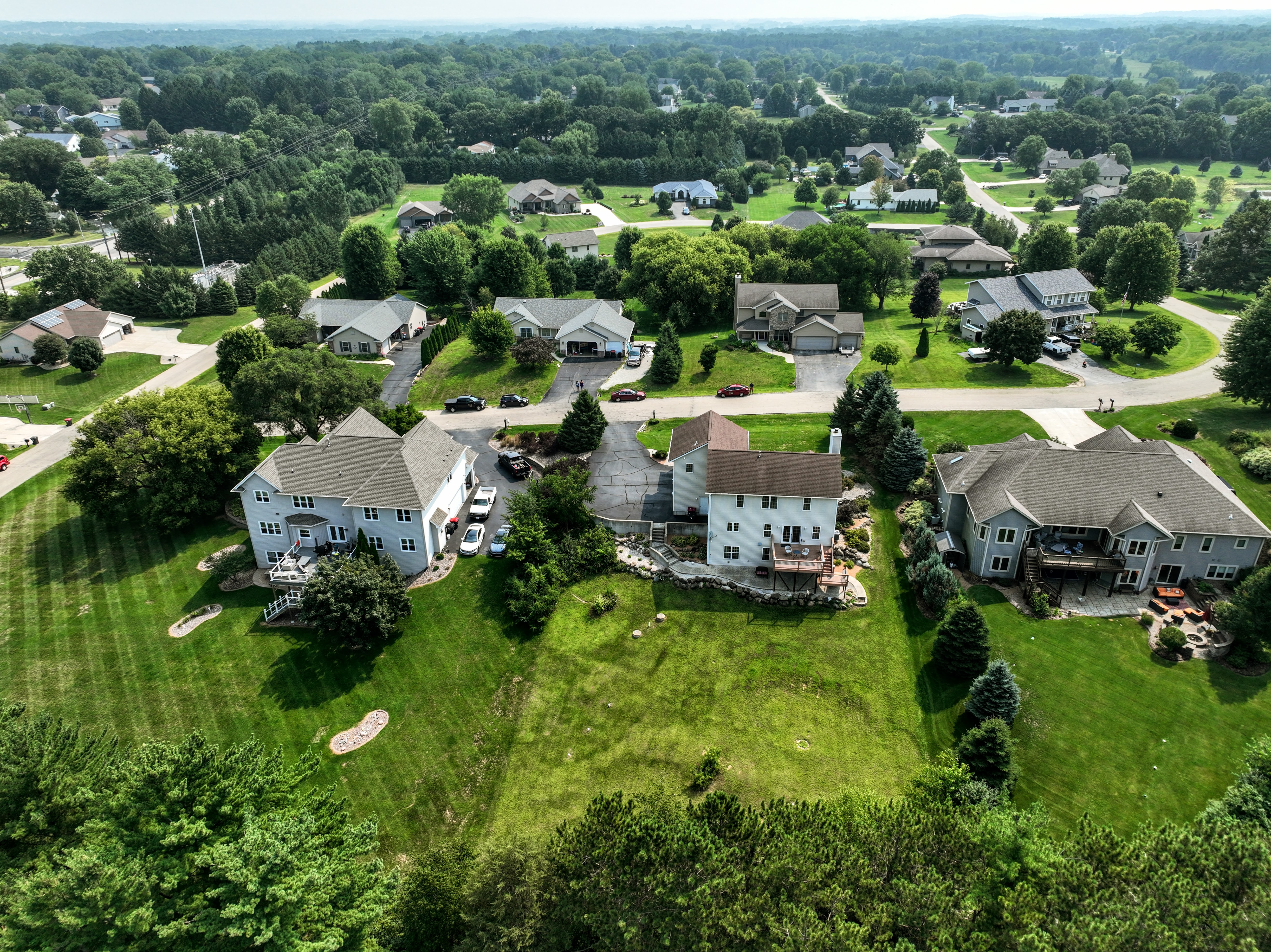 Koshkonong, Wisconsin, 53538, United States, 4 Bedrooms Bedrooms, ,4 BathroomsBathrooms,Residential,For Sale,1982148