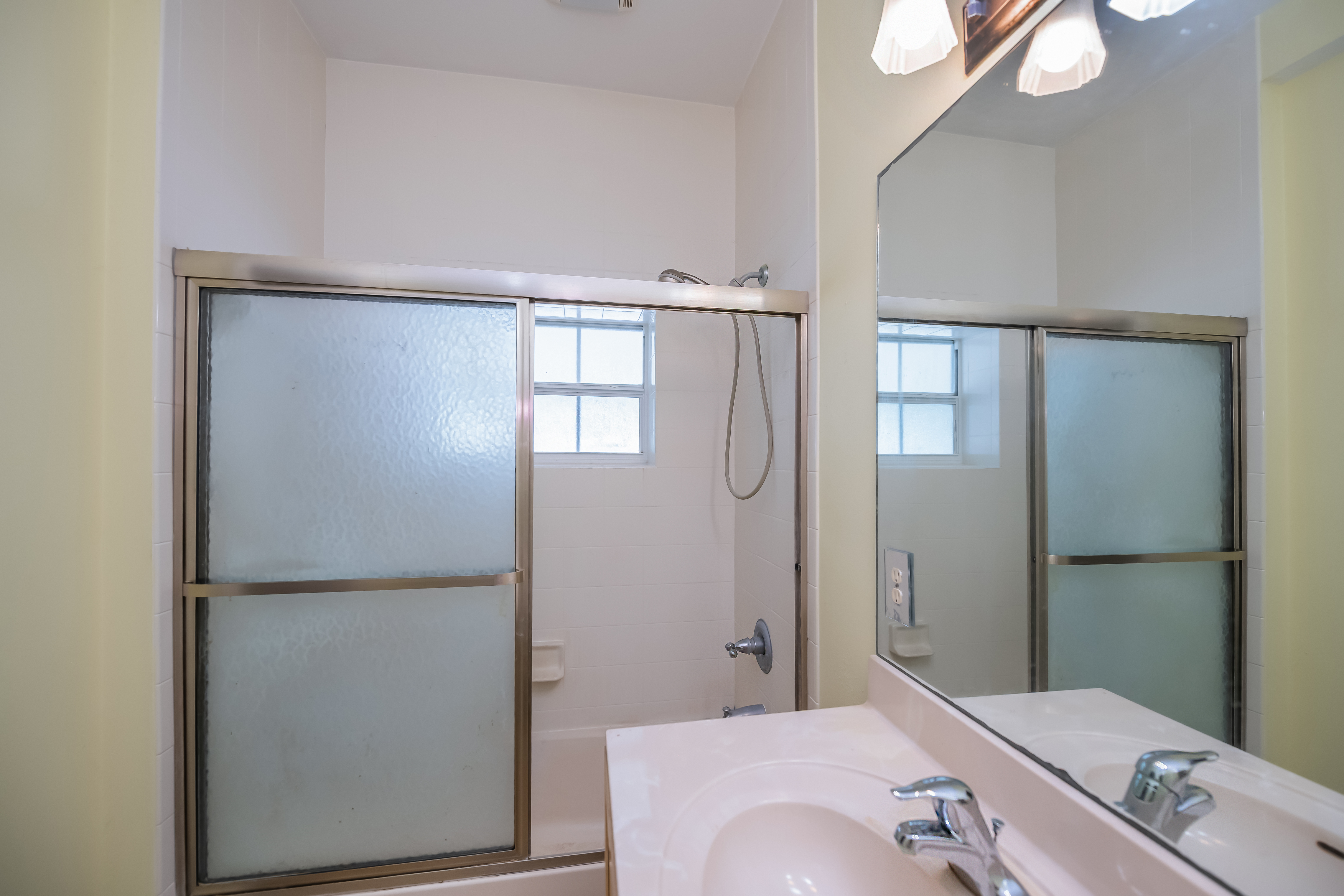 Labelle, Florida, 33935, United States, 4 Bedrooms Bedrooms, ,3 BathroomsBathrooms,Residential,For Sale,1910974