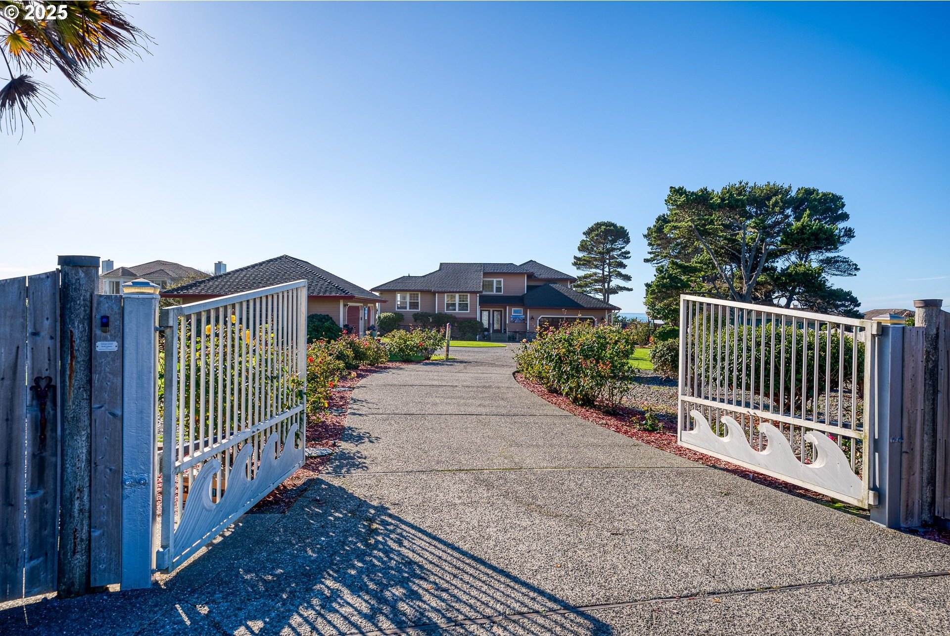 Brookings, Oregon, 97415, United States, 3 Bedrooms Bedrooms, ,3 BathroomsBathrooms,Residential,For Sale,1996453