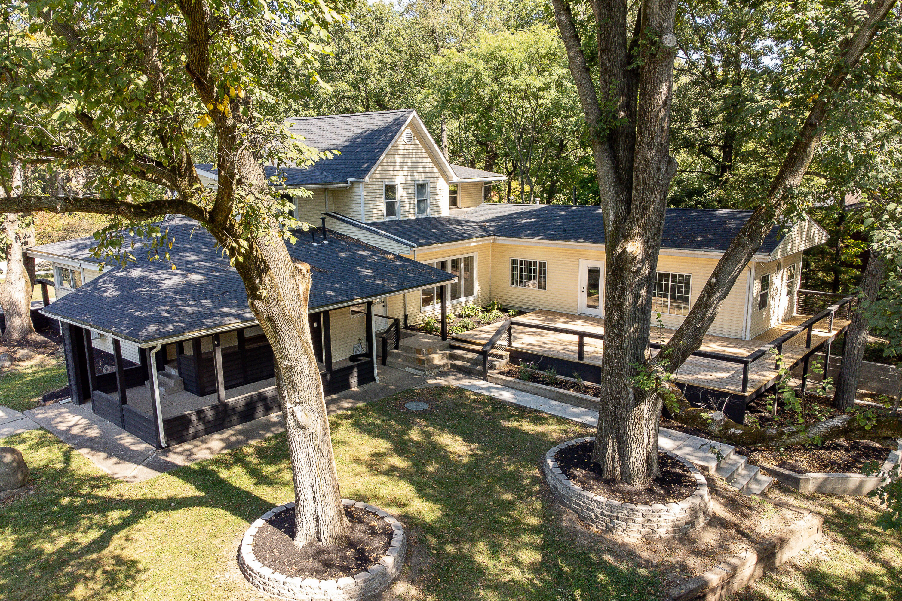 Crown Point, Indiana, 46307, United States, 3 Bedrooms Bedrooms, ,4 BathroomsBathrooms,Residential,For Sale,1989719