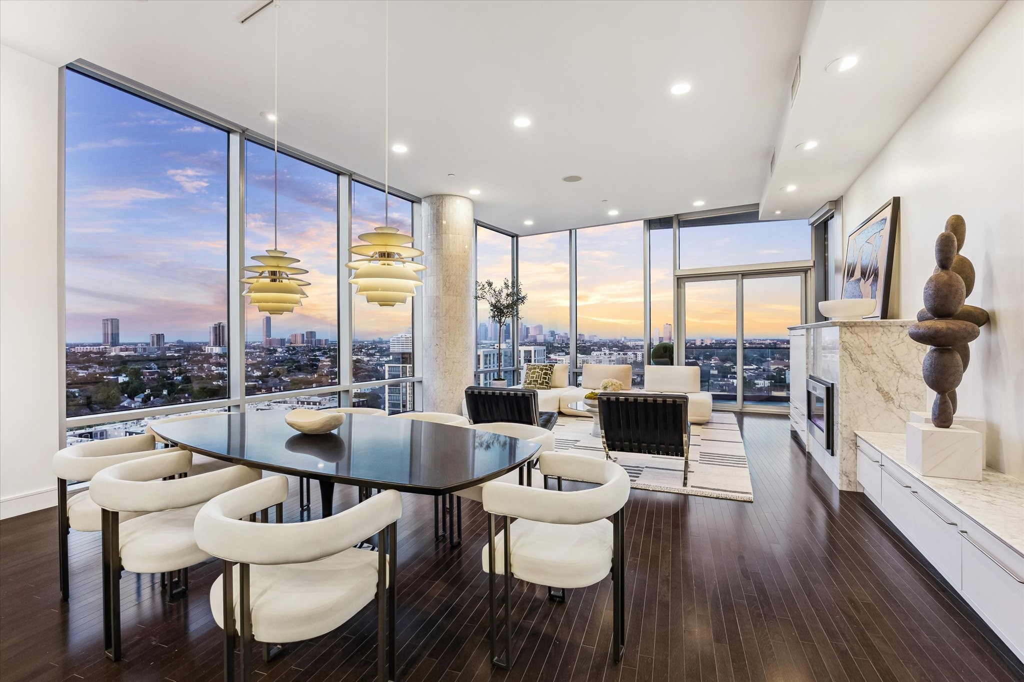  2727 Kirby Drive #13E - 物件實景