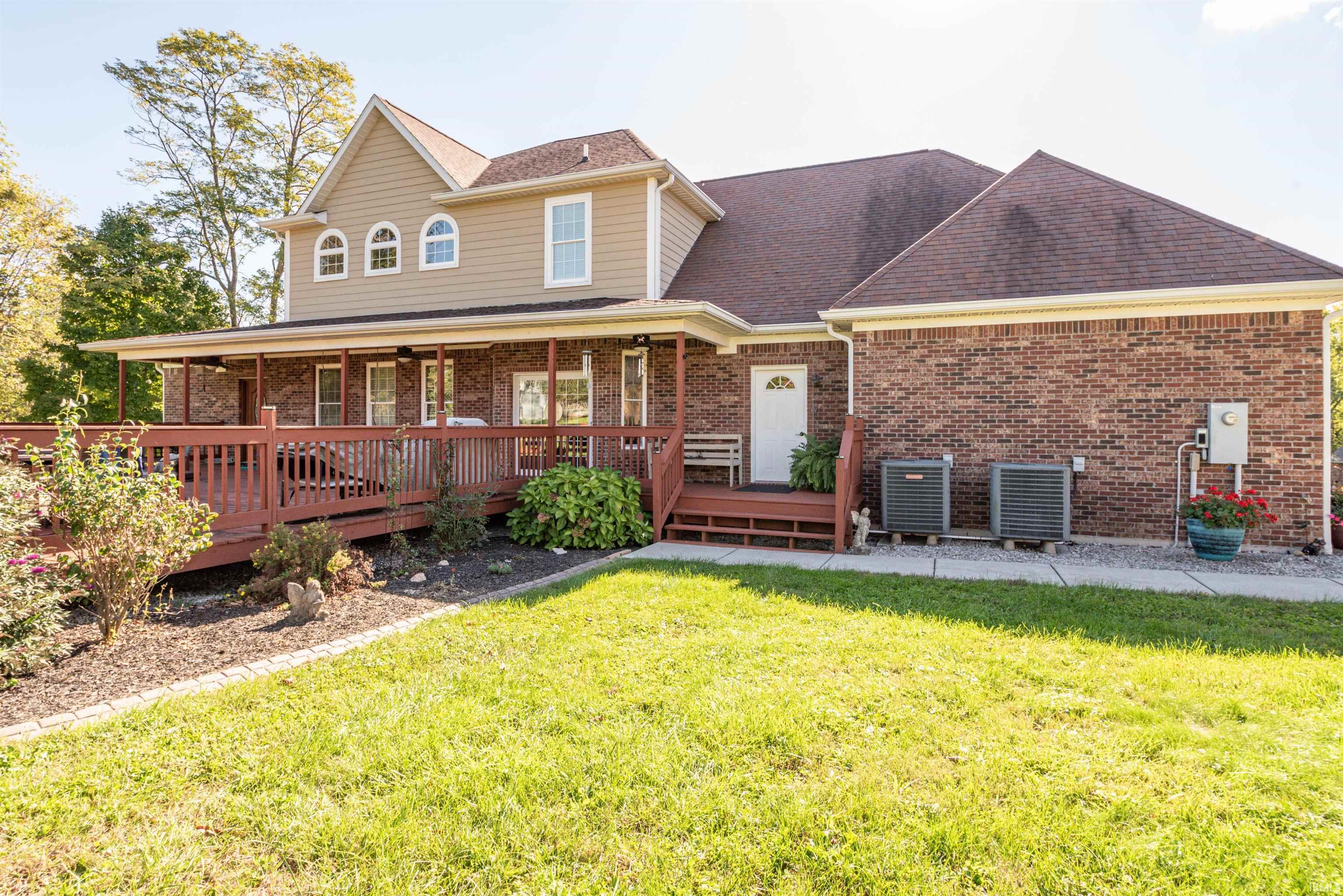 Bloomington, Indiana, 47403-4040, United States, 4 Bedrooms Bedrooms, ,4 BathroomsBathrooms,Residential,For Sale,1922881