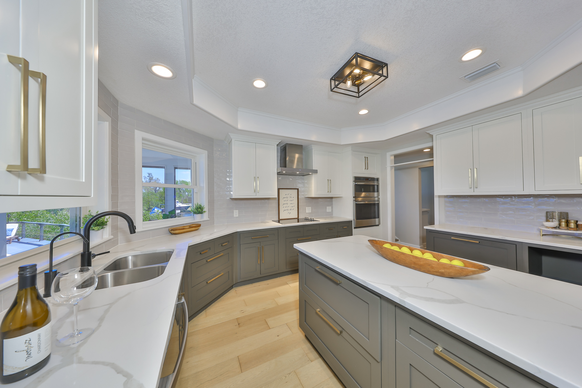 Apollo Beach, Florida, 33572, United States, 4 Bedrooms Bedrooms, ,4 BathroomsBathrooms,Residential,For Sale,1977778