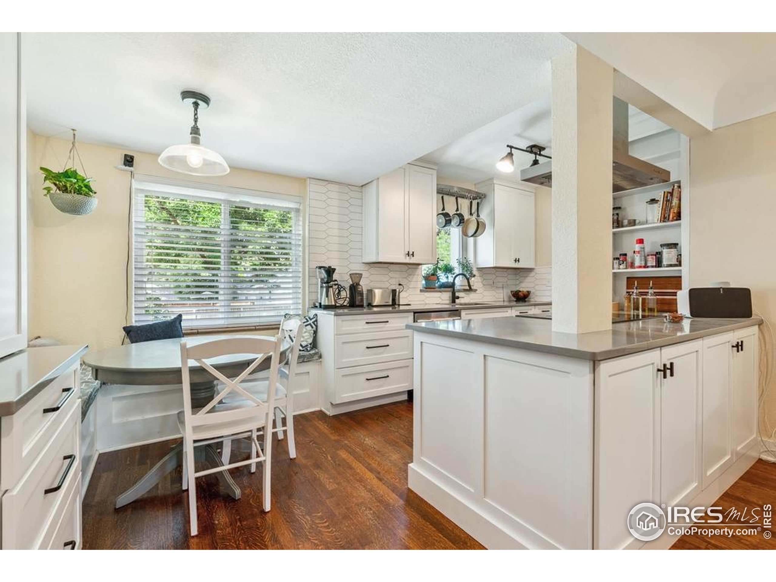 Denver, Colorado, 80220, United States, 4 Bedrooms Bedrooms, ,2 BathroomsBathrooms,Residential,For Sale,1901217