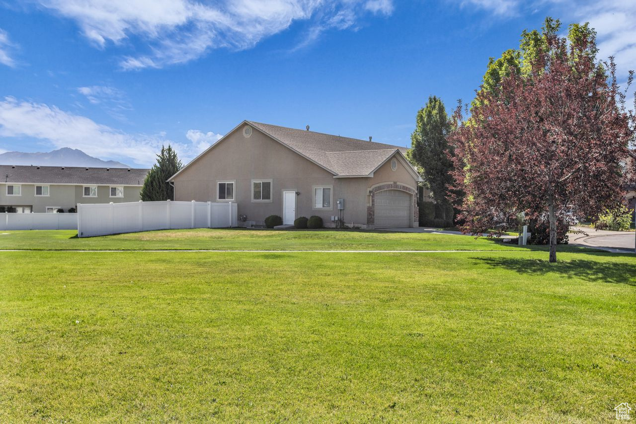 Herriman, Utah, 84096, United States, 3 Bedrooms Bedrooms, ,2 BathroomsBathrooms,Residential,For Sale,1902167