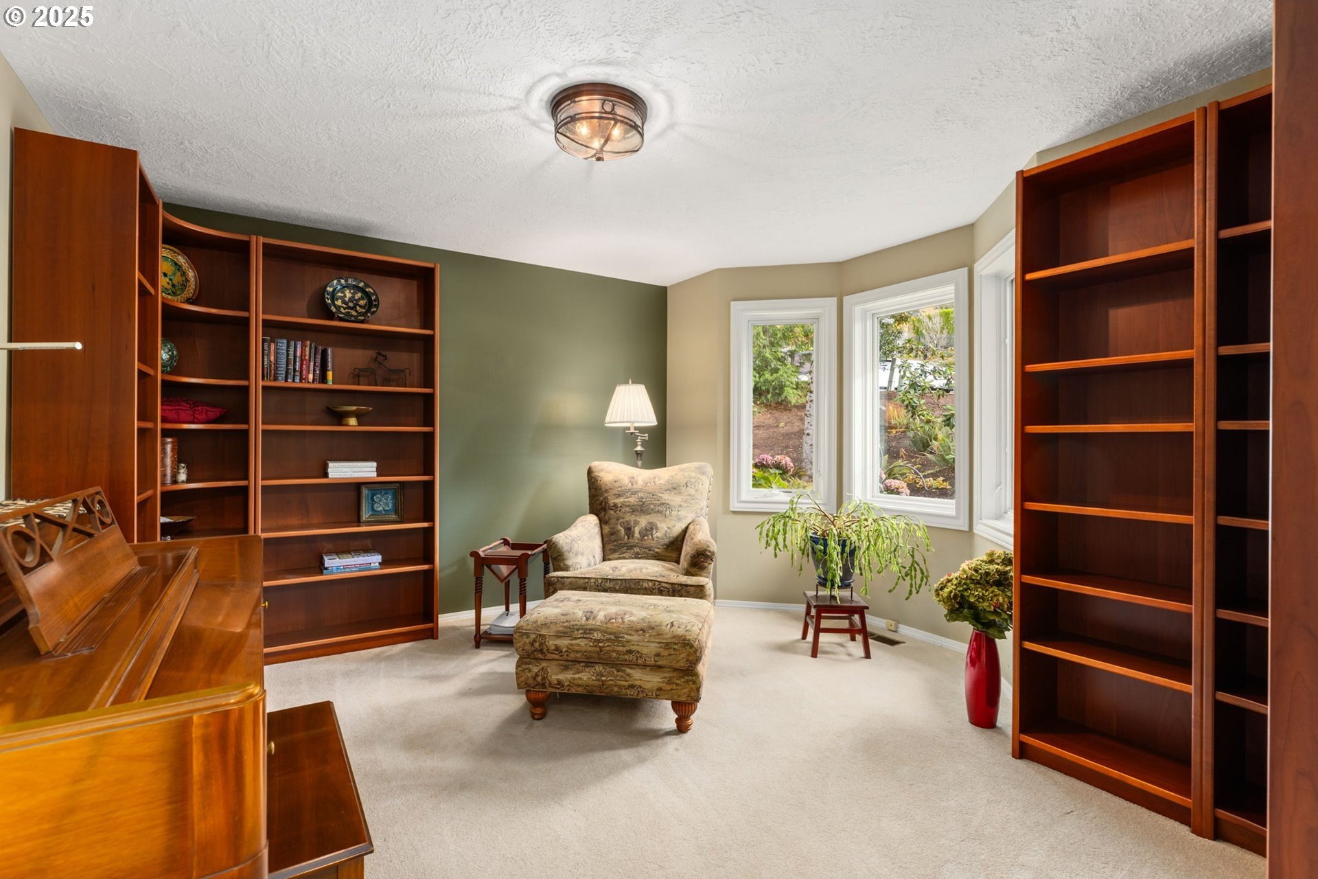 Happy Valley, Oregon, 97086, United States, 3 Bedrooms Bedrooms, ,4 BathroomsBathrooms,Residential,For Sale,1990937