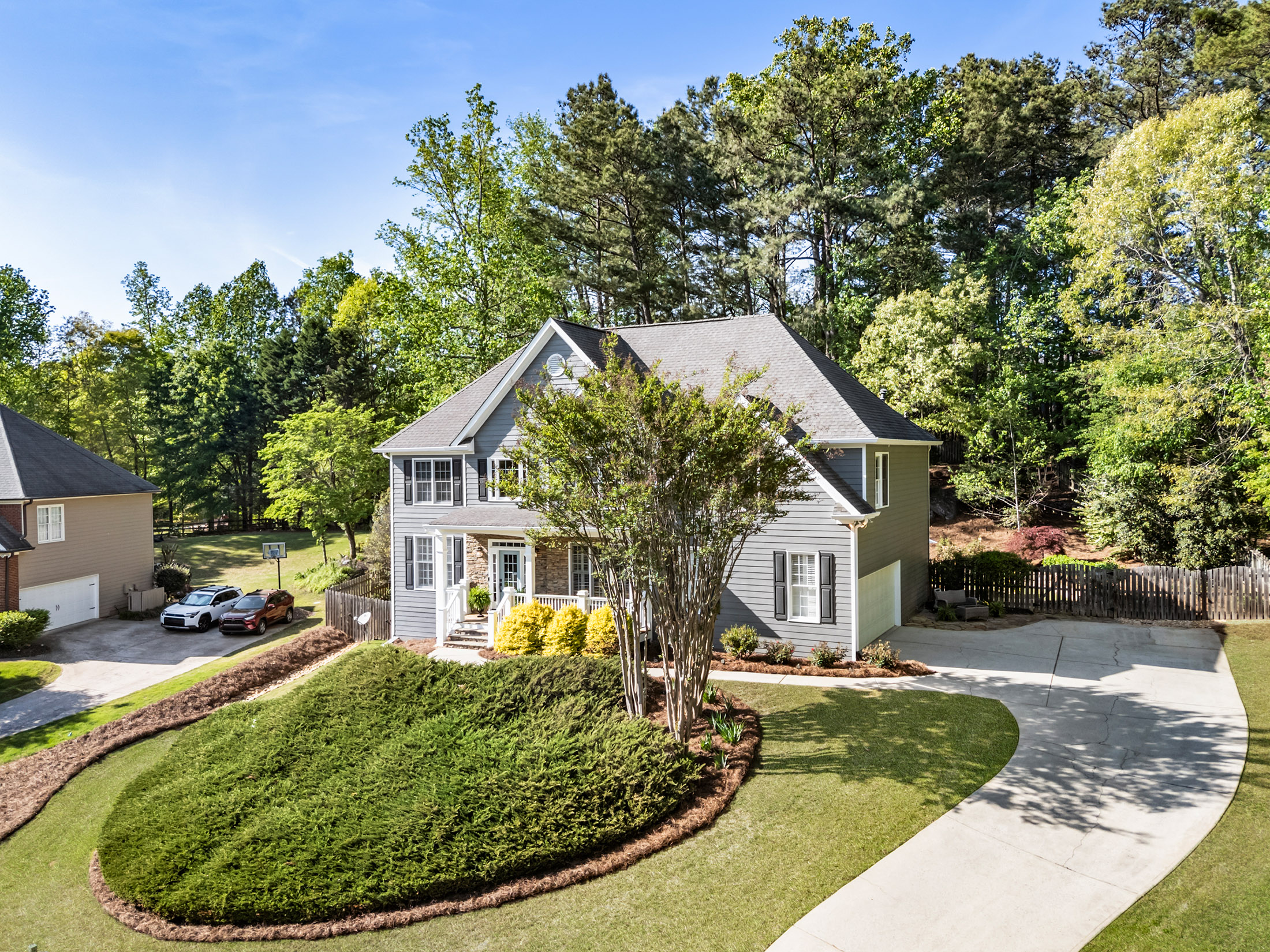  Completely Renovated Home in Desirable Location - 物件實景