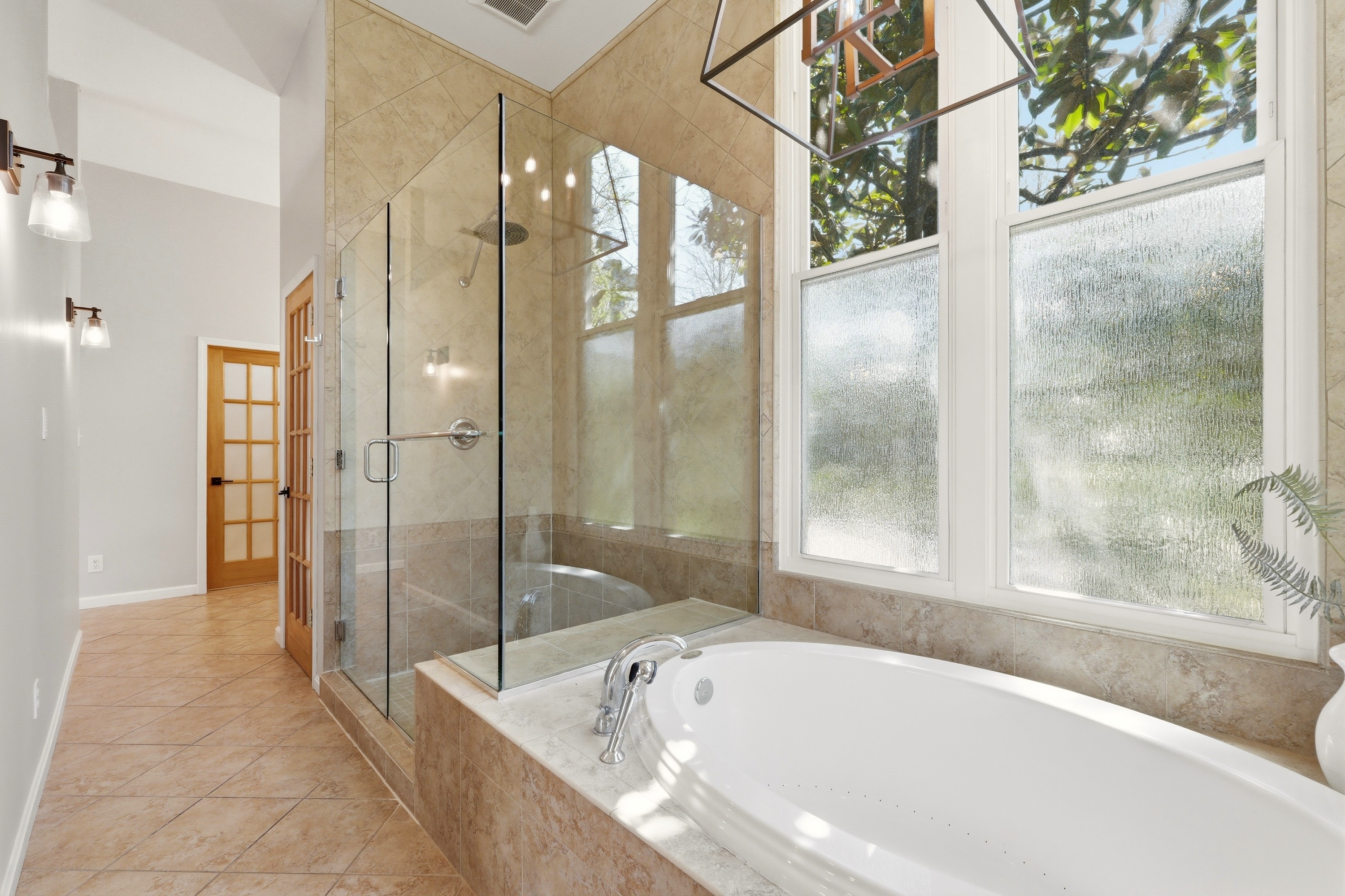  11805 Cedardale Road, Louisville, KY 40223 - 物件實景