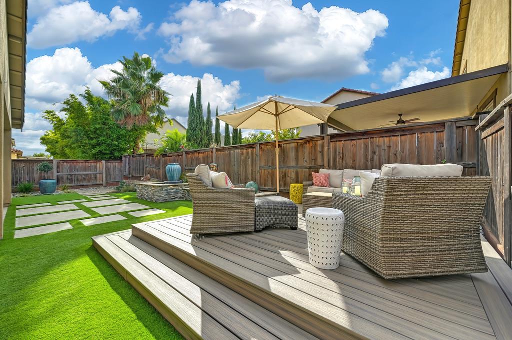 Woodland, California, 95776, United States, 3 Bedrooms Bedrooms, ,2 BathroomsBathrooms,Residential,For Sale,1989380