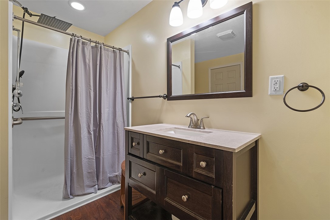 Level Green, Pennsylvania, 15085, United States, 4 Bedrooms Bedrooms, ,4 BathroomsBathrooms,Residential,For Sale,1901762