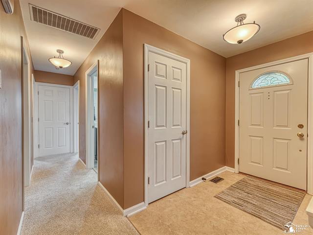 Tarra Dr, Temperance, MI 48182 #1