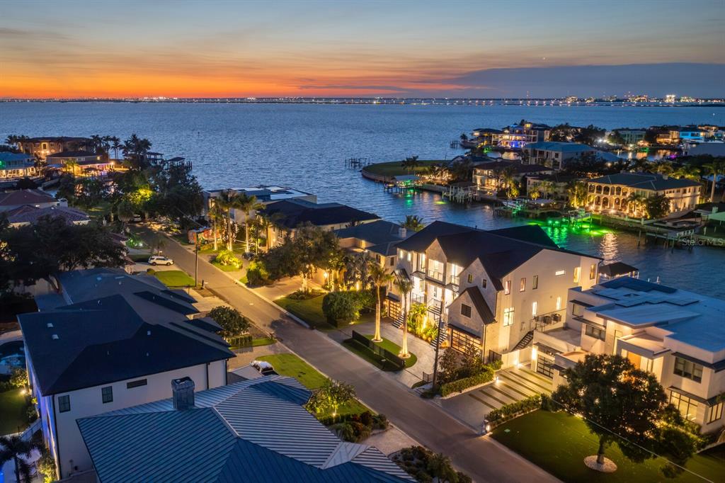 Tampa, Florida, 33629, United States, 4 Bedrooms Bedrooms, ,6 BathroomsBathrooms,Residential,For Sale,1932430