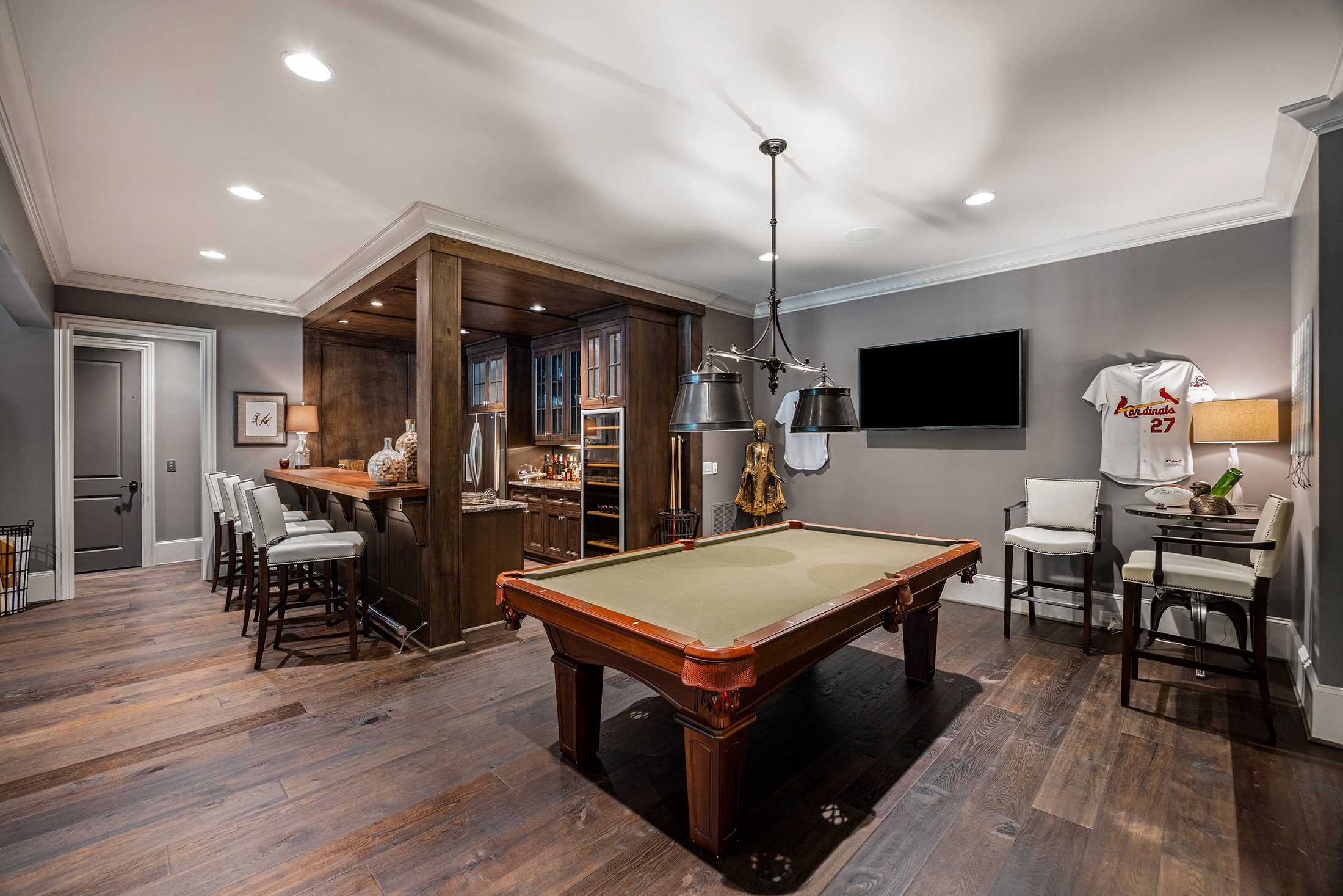  Buckhead Estate Pairs Architectural Presence with Richly Layered Interiors - 物件實景
