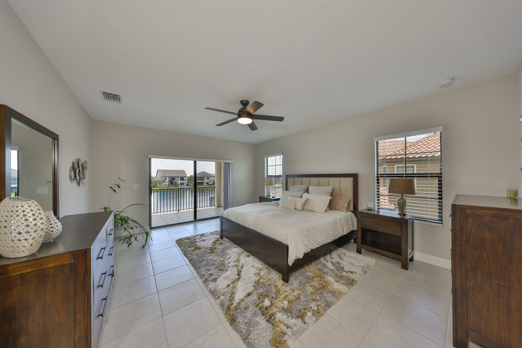 Riverview, Florida, 33579, United States, 5 Bedrooms Bedrooms, ,5 BathroomsBathrooms,Residential,For Sale,1944782