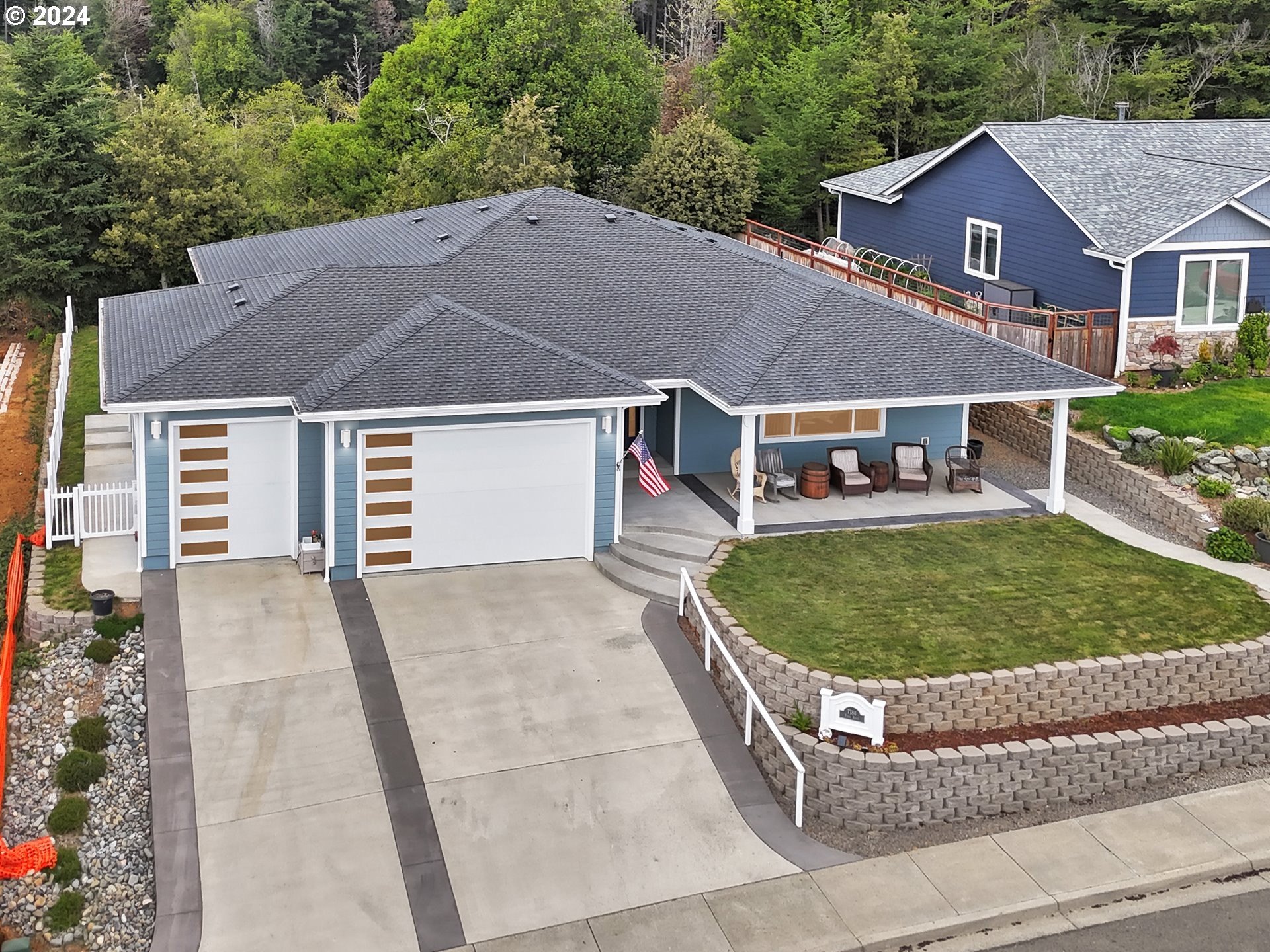 Brookings, Oregon, 97415, United States, 3 Bedrooms Bedrooms, ,3 BathroomsBathrooms,Residential,For Sale,1935245