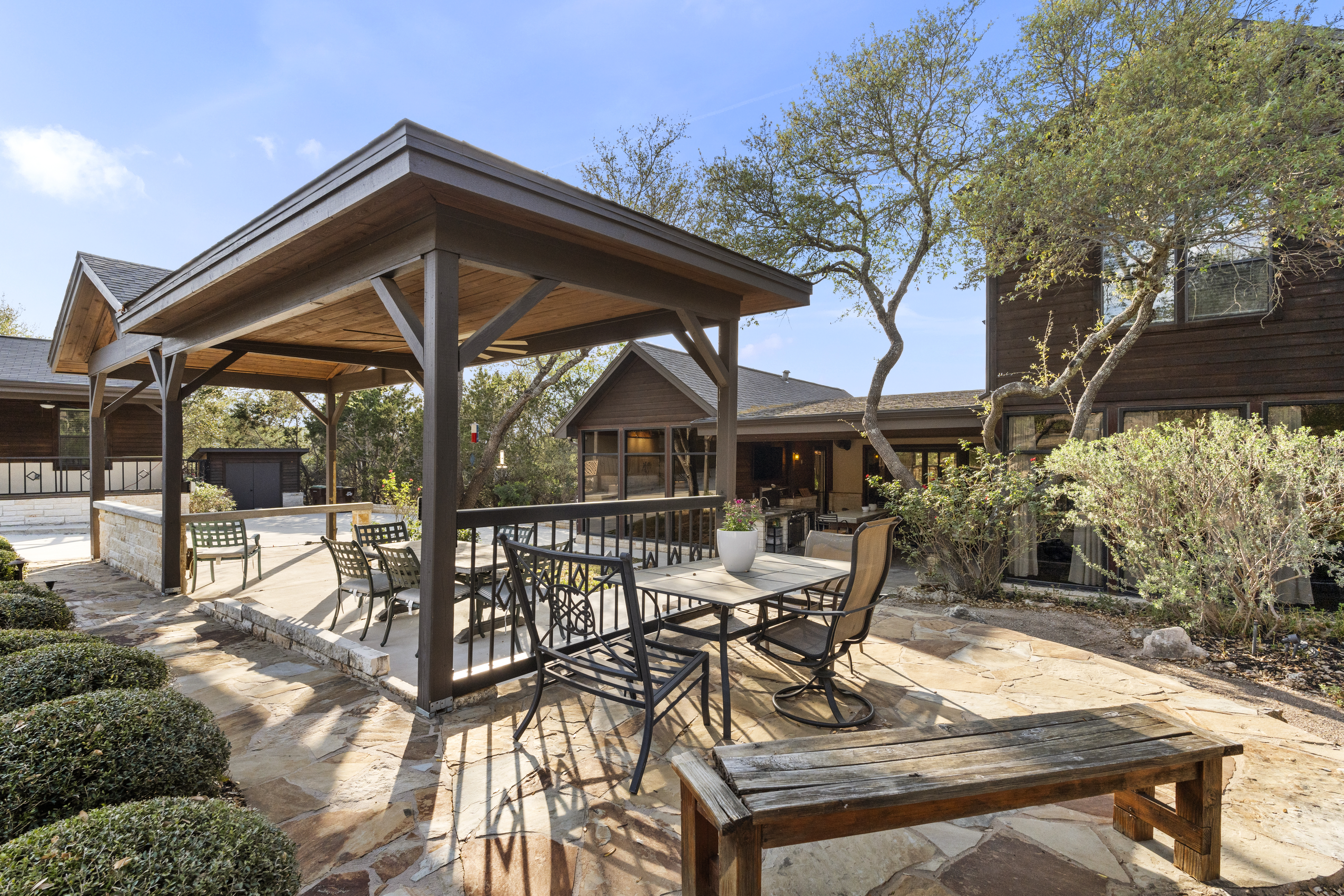  Spring Branch Luxury on 2.3 Acres - 物件實景