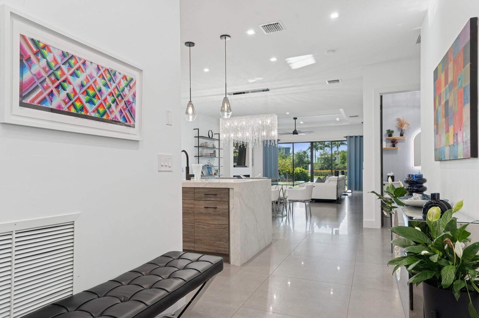 West Palm Beach, Florida, 33401, United States, 3 Bedrooms Bedrooms, ,4 BathroomsBathrooms,Residential,For Sale,1745907