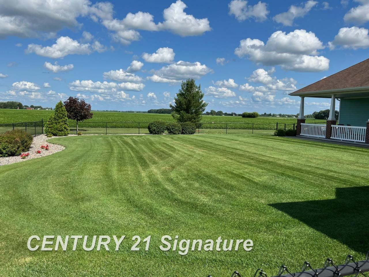 Freeland, Michigan, 48623, United States, 5 Bedrooms Bedrooms, ,4 BathroomsBathrooms,Residential,For Sale,1973671