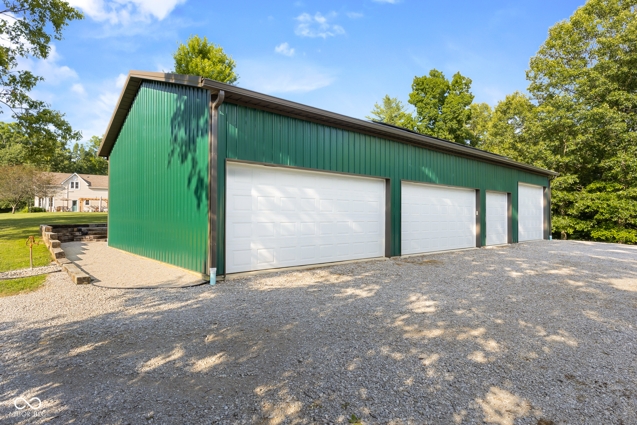 Columbus, Indiana, 47201, United States, 3 Bedrooms Bedrooms, ,3 BathroomsBathrooms,Residential,For Sale,1888305