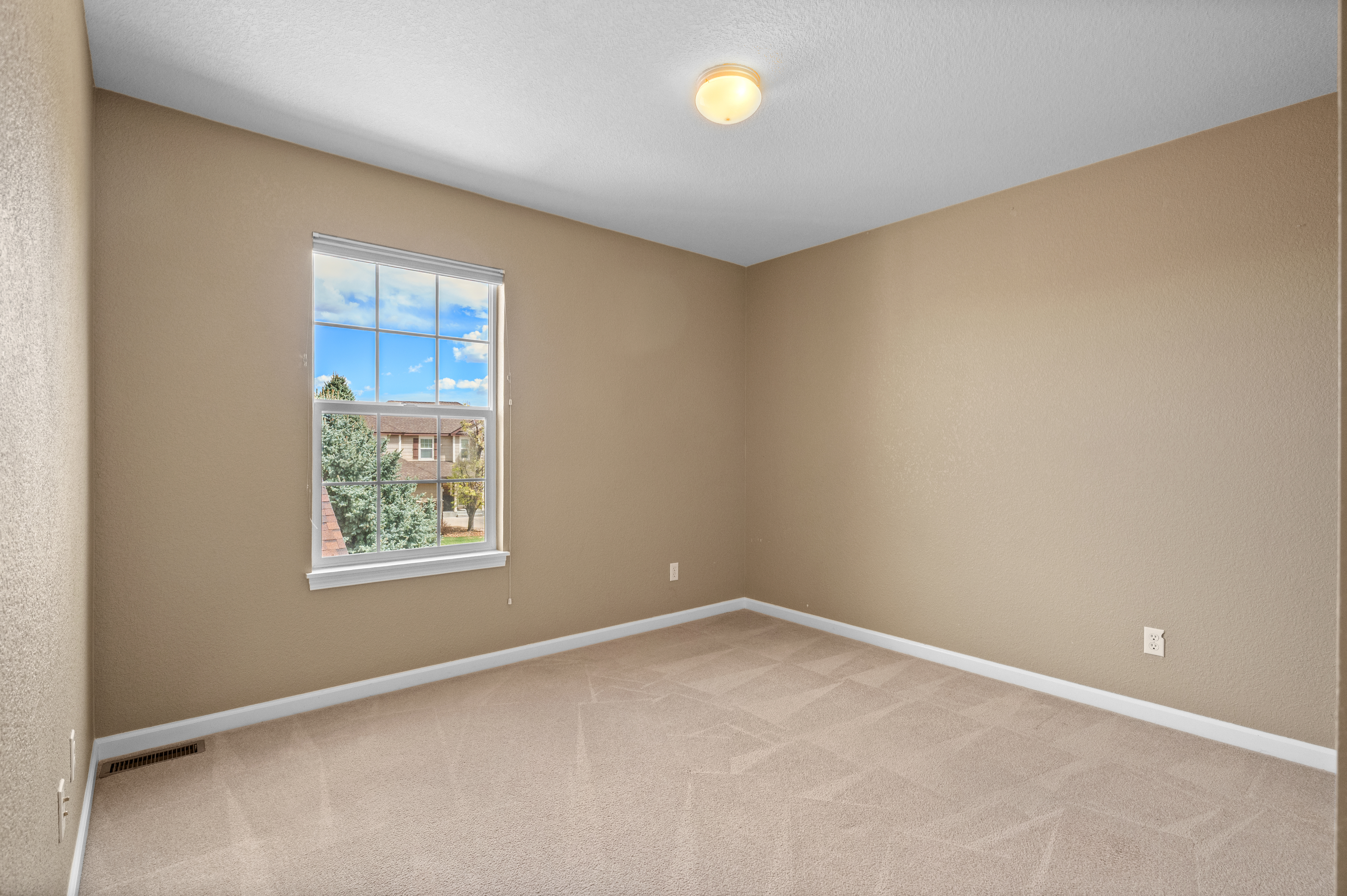  4-Bedroom Home Located Next to Black Bear Golf Club in the Villages of Parker - 物件實景