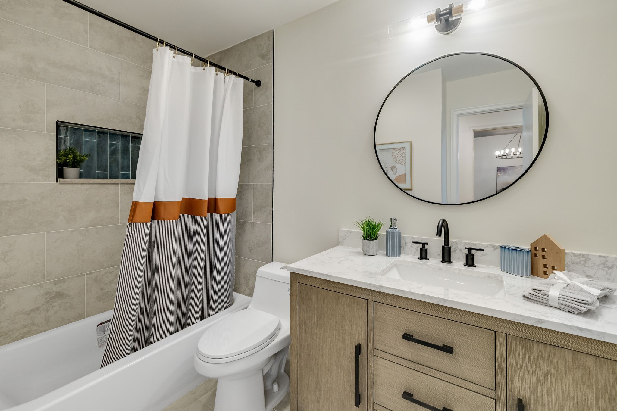 Irving, Texas, 75062, United States, 4 Bedrooms Bedrooms, ,3 BathroomsBathrooms,Residential,For Sale,1933641