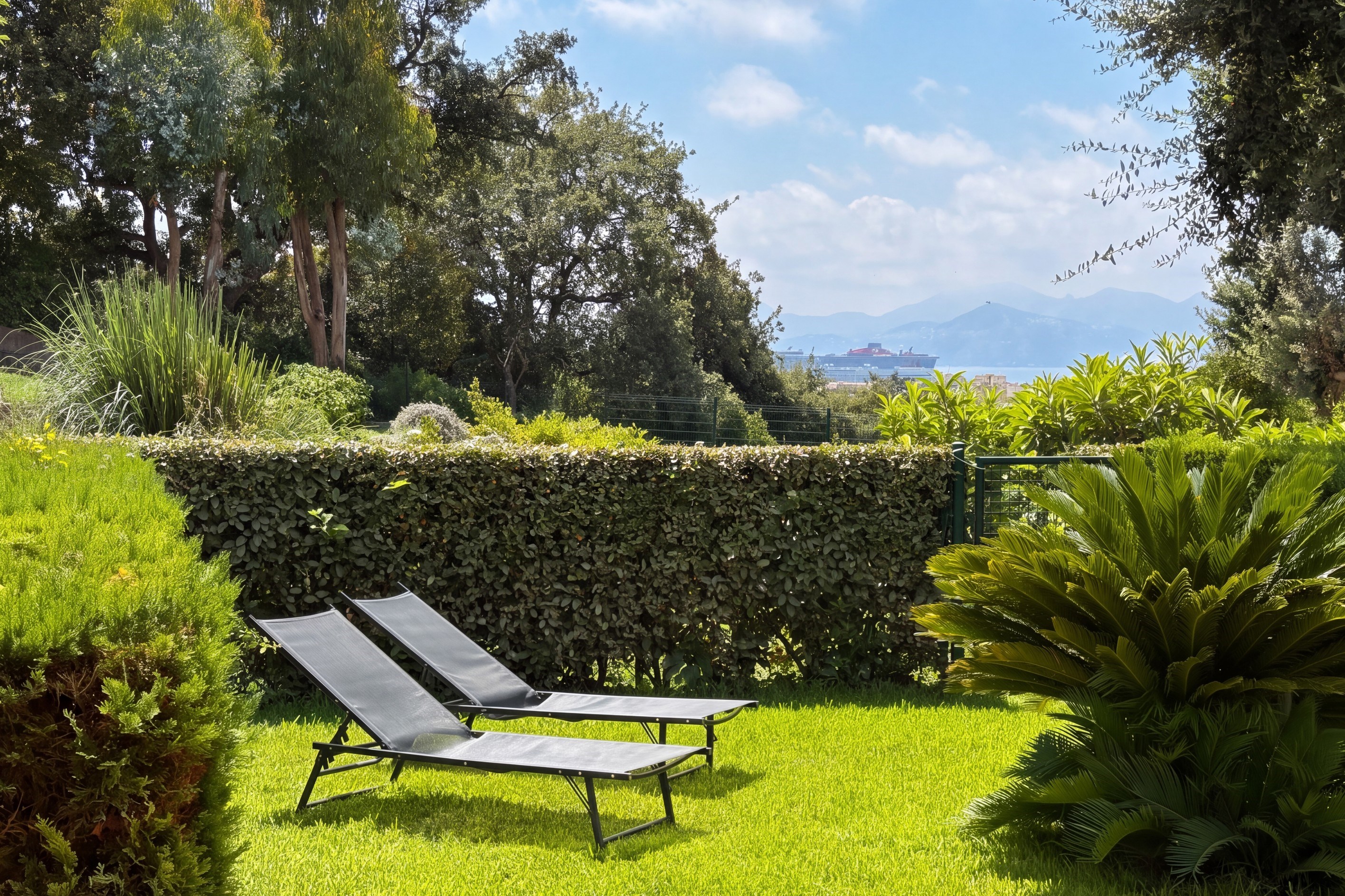  Cannes La Californie, one bedroom apartment with south facing terrace and garden - 物件實景