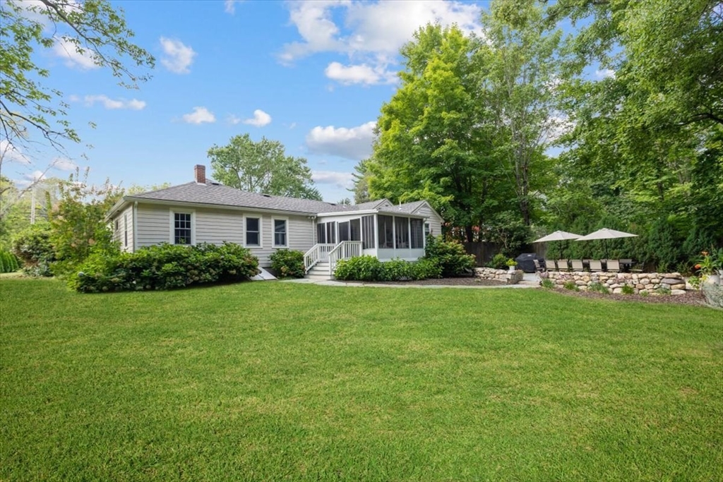 Norwell, Massachusetts, 02061, United States, 3 Bedrooms Bedrooms, ,2 BathroomsBathrooms,Residential,For Sale,1939151
