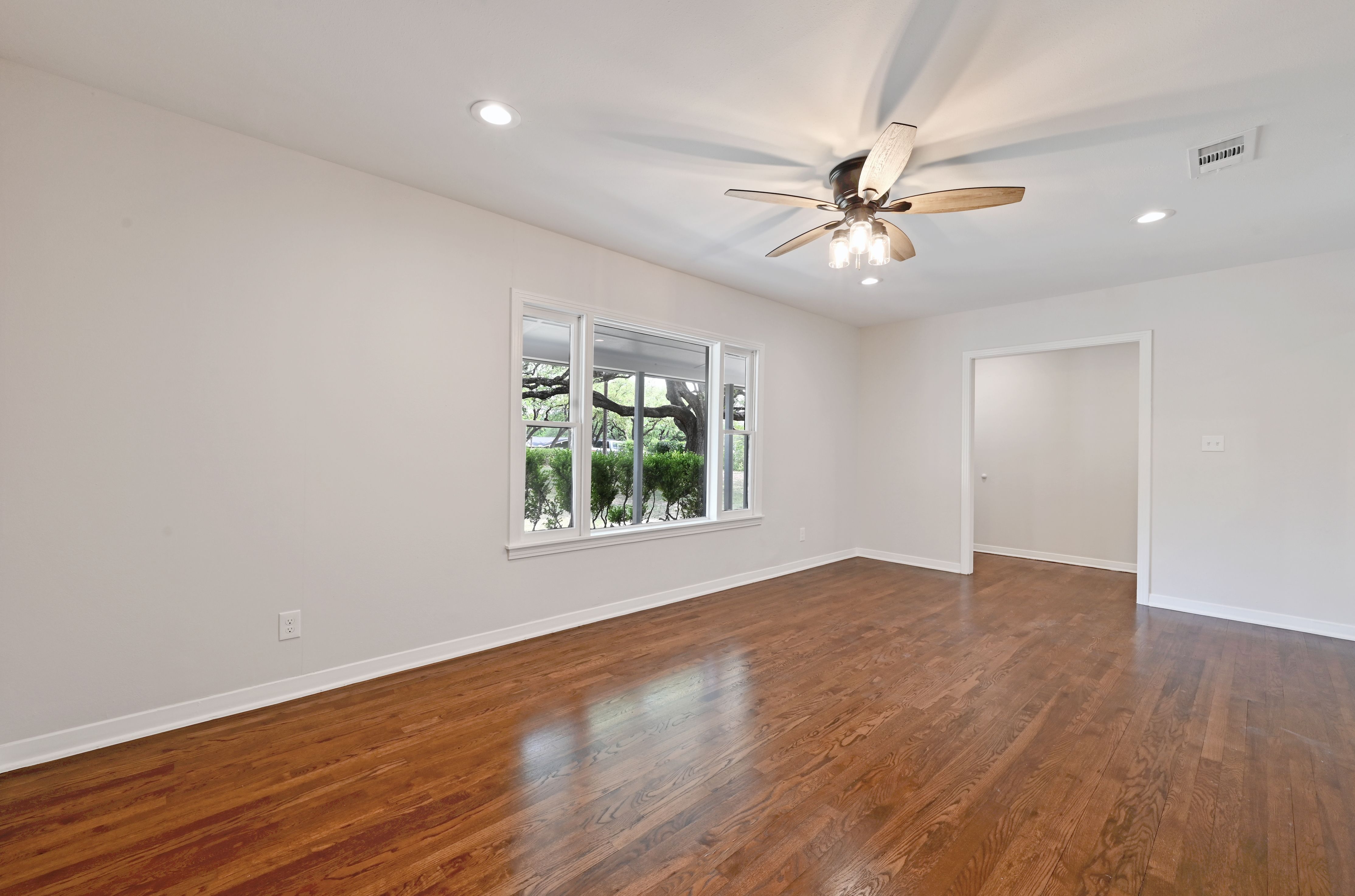  Tranquil Street in South Austin - 物件實景