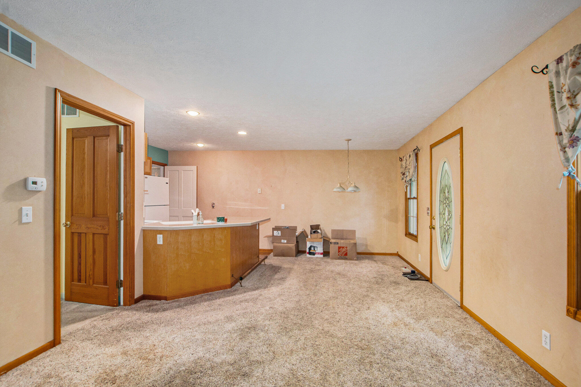 Grand Haven, Michigan, 49417, United States, 5 Bedrooms Bedrooms, ,5 BathroomsBathrooms,Residential,For Sale,1940332